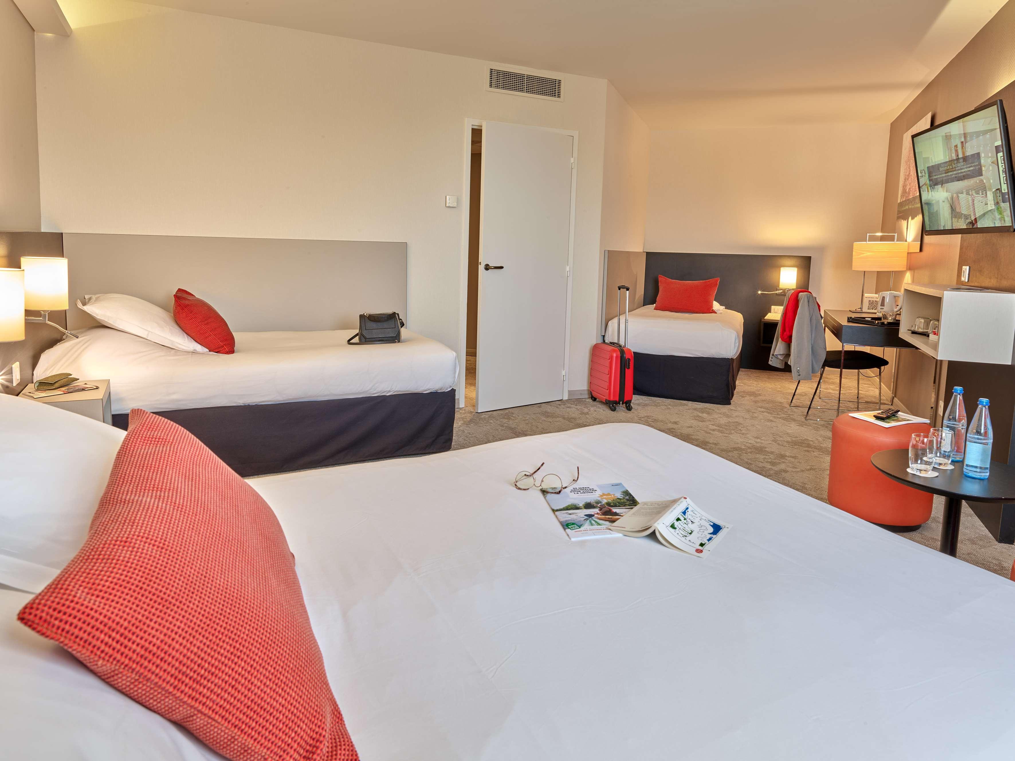 Family Room Connecting Room