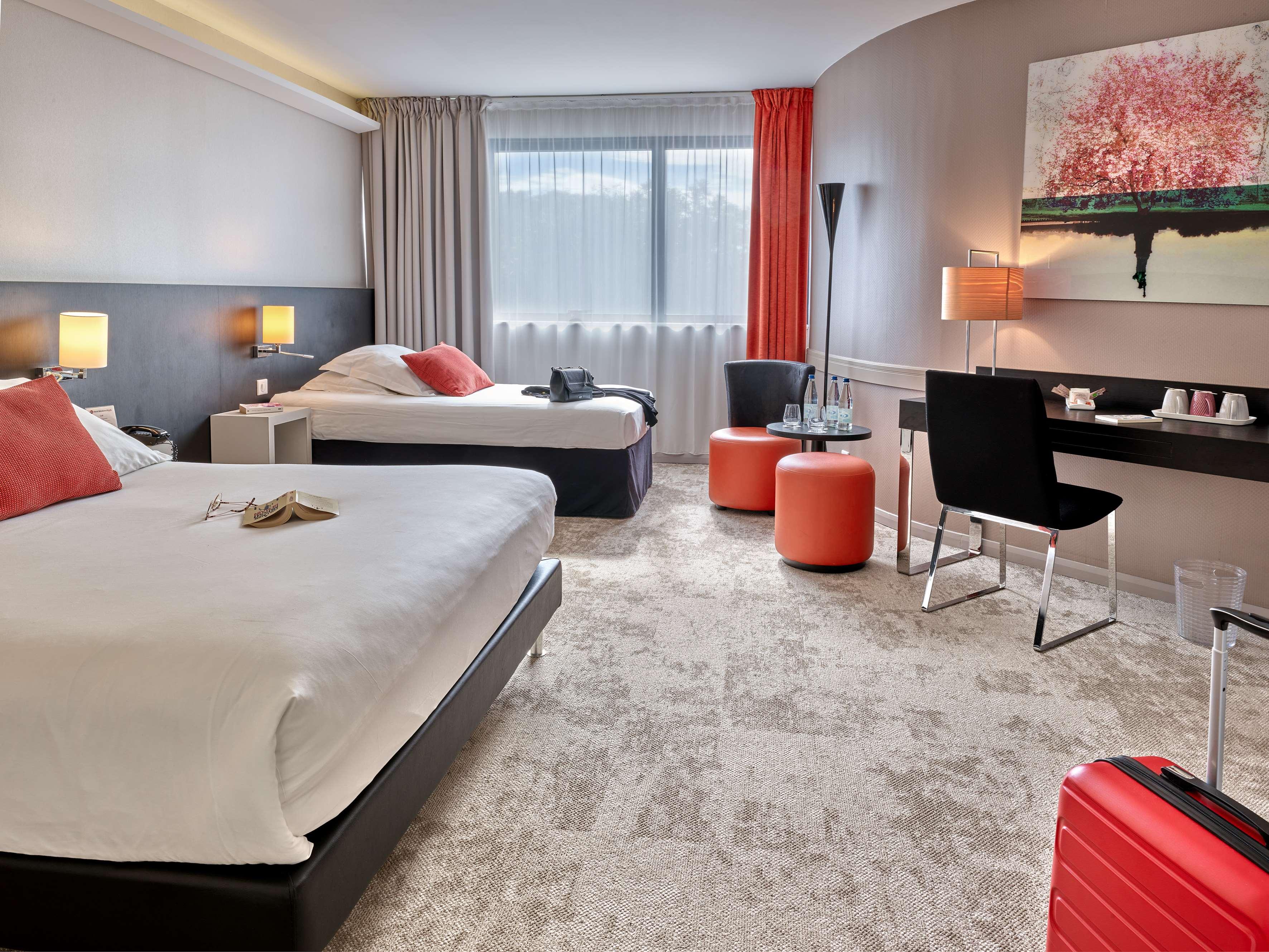 Family Room Connecting Room