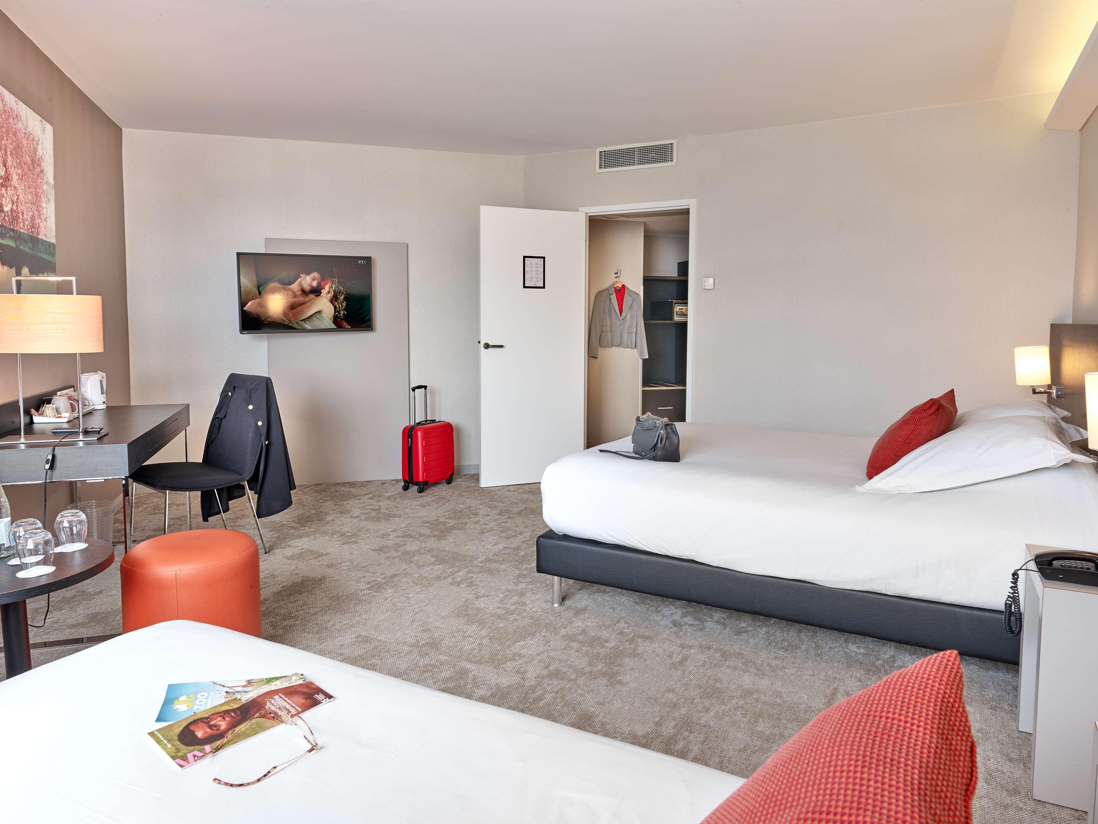 Family Room Connecting Room