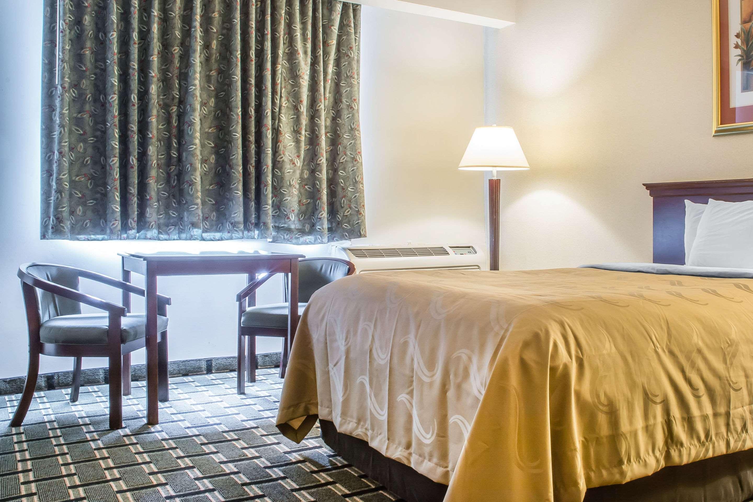 Double King Bed Non Smoking