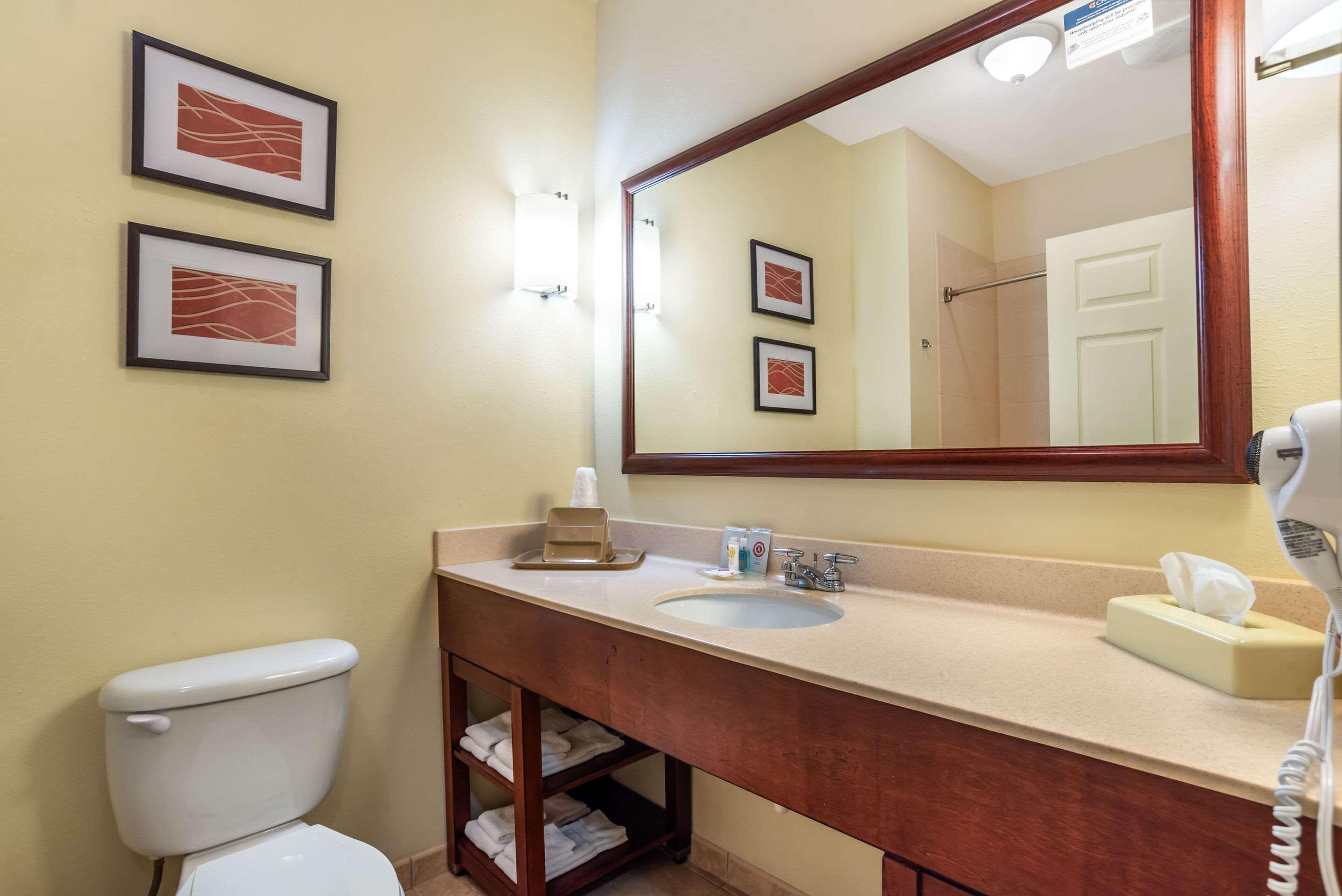 Double Two Queen Beds Non Smoking