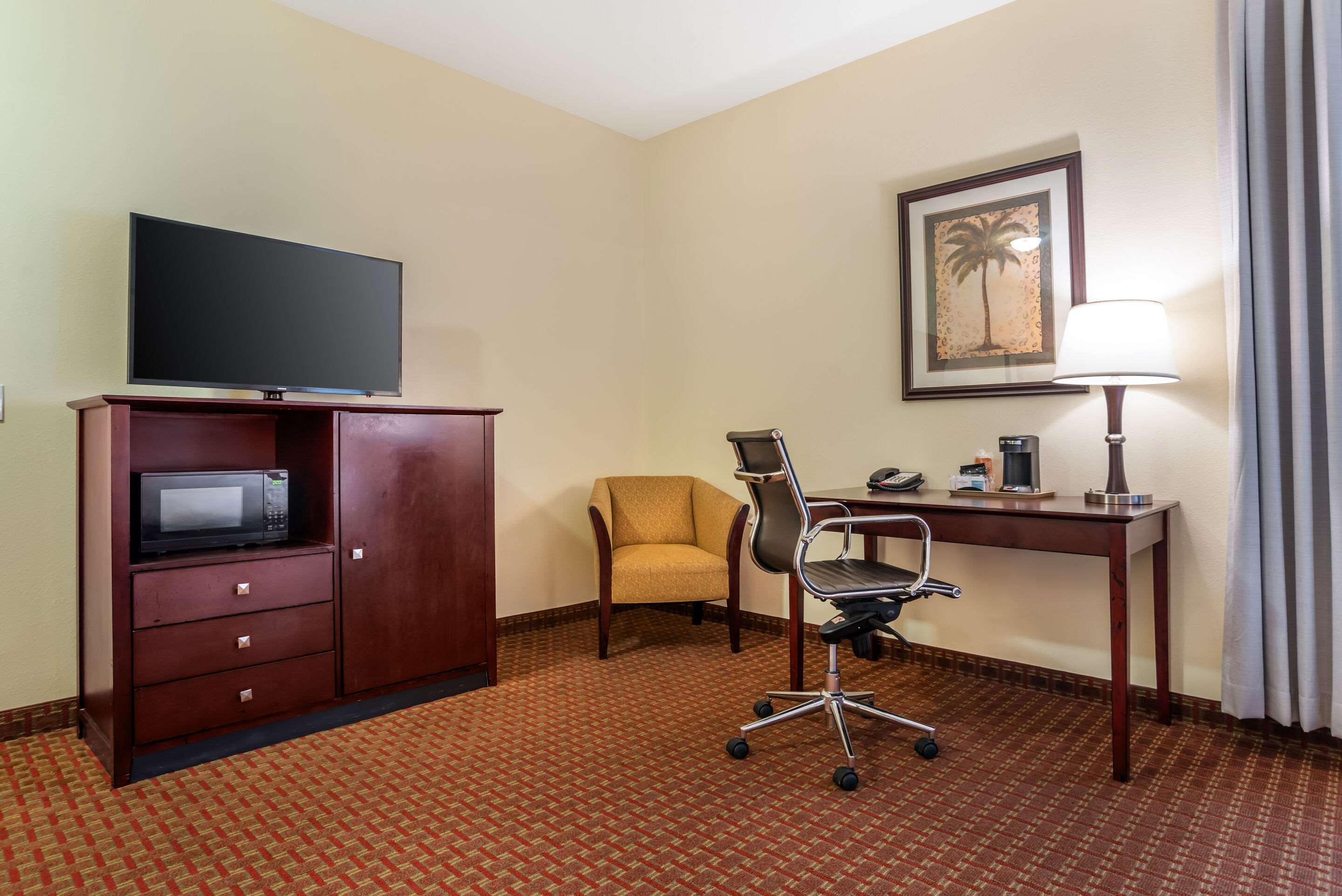 Quadruple Accessible