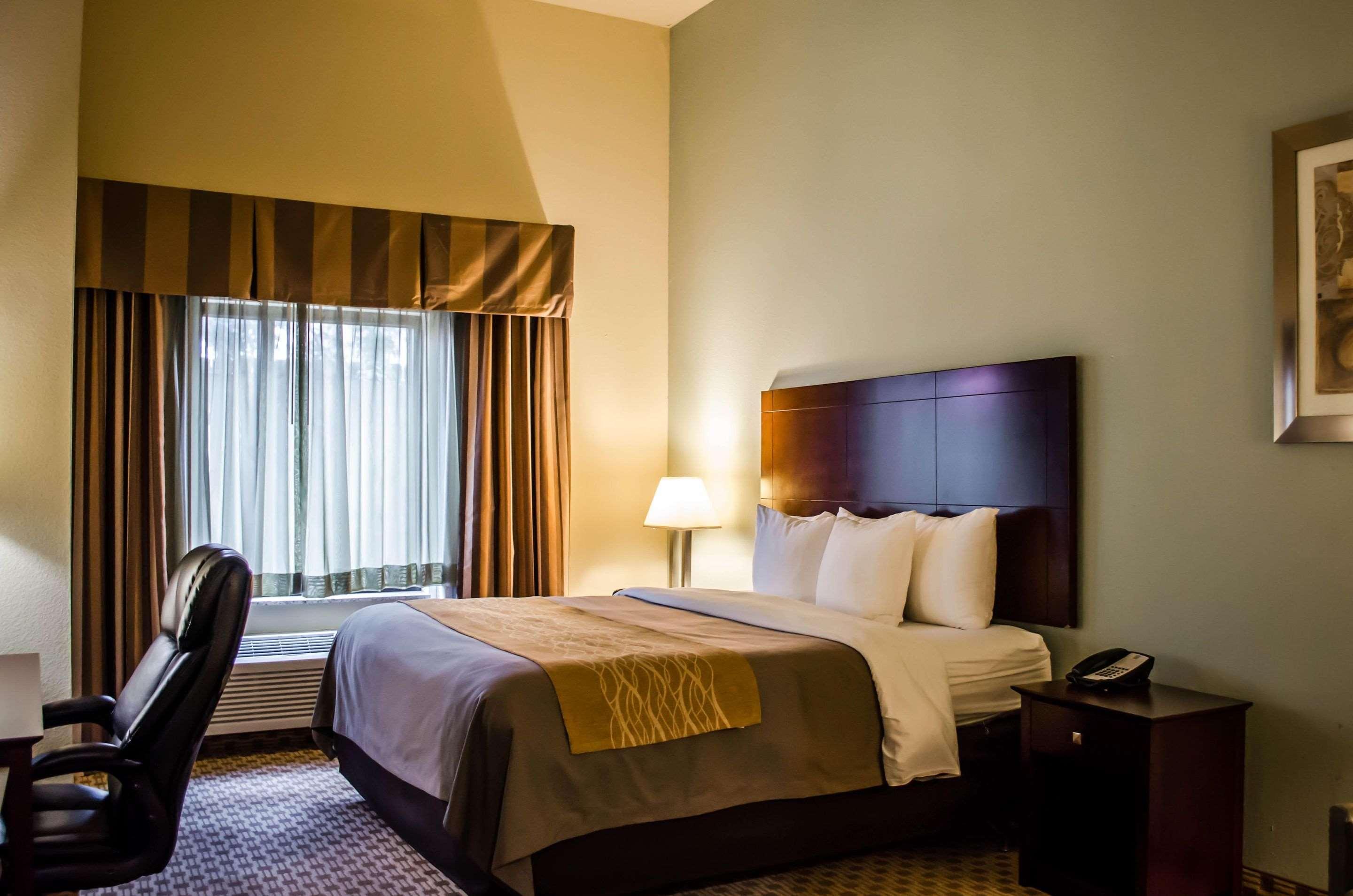 Double King Bed Non Smoking