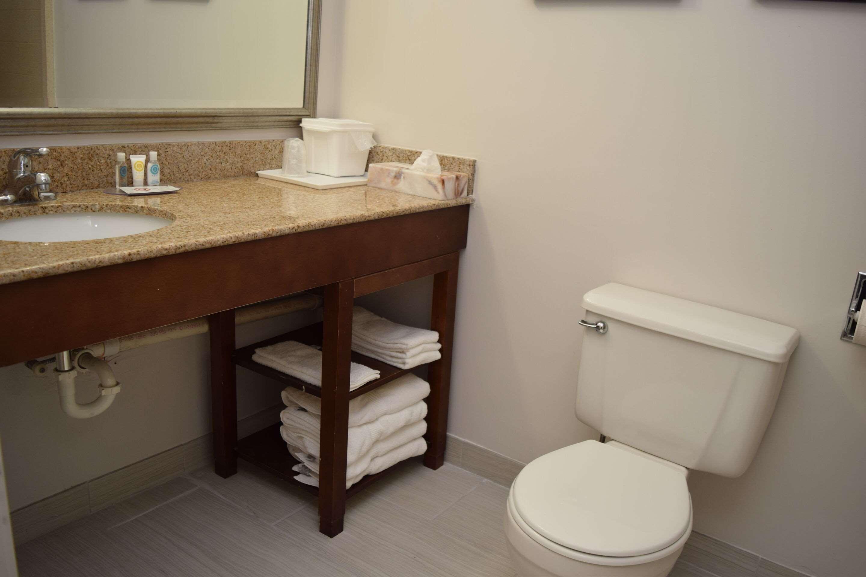 Double King Bed Non Smoking