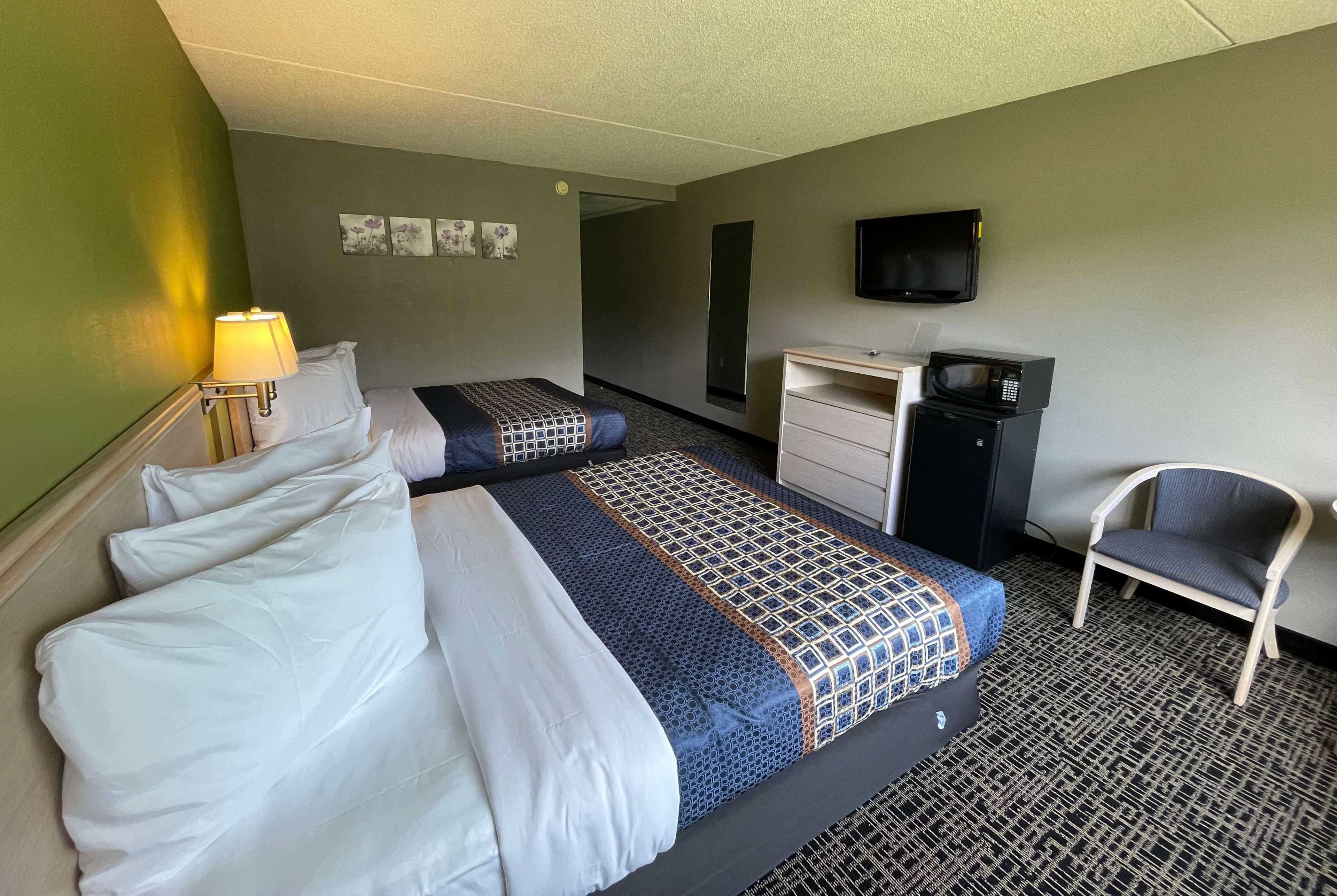 Room Accessible-two Queen Beds