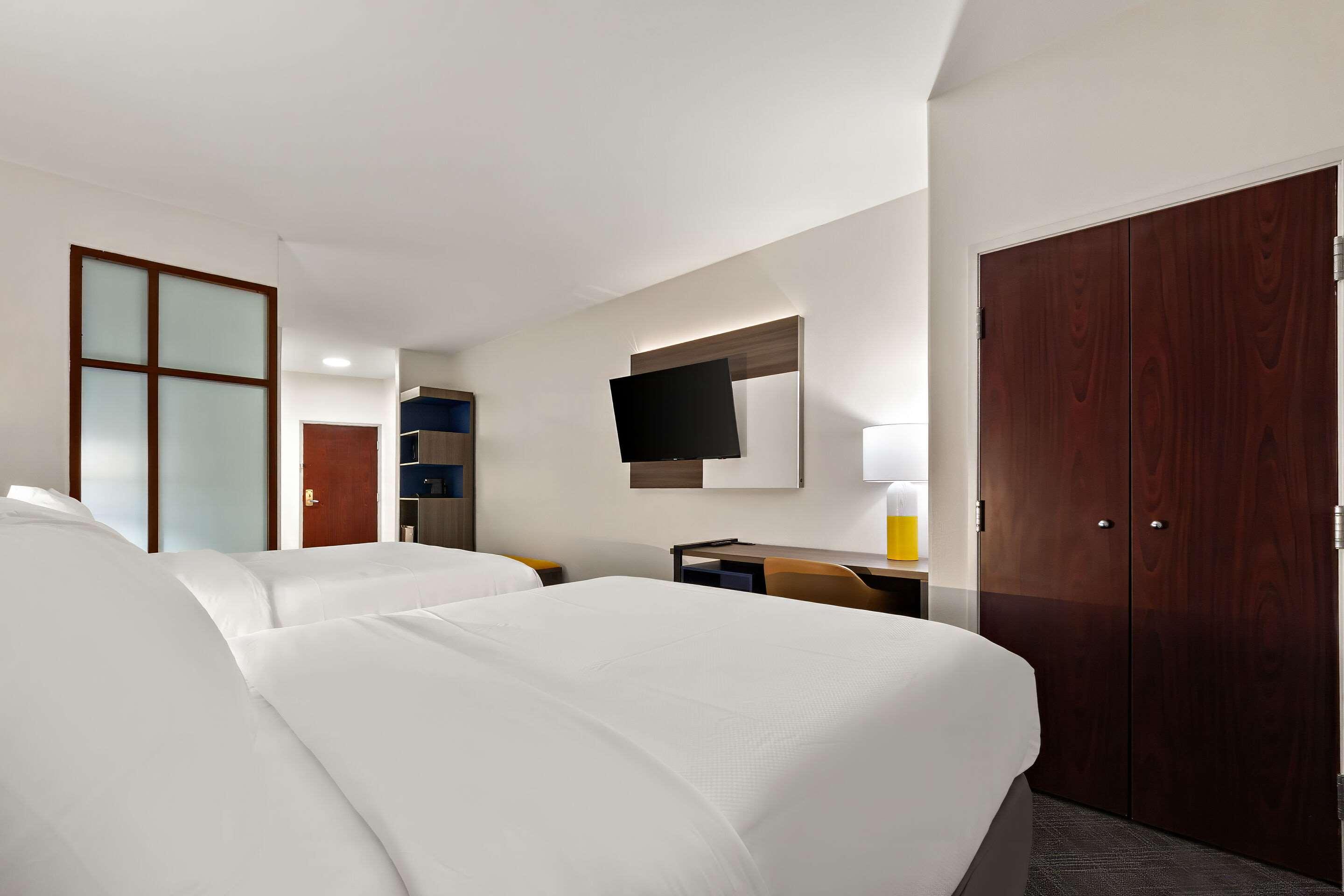 Suite Two Queen Beds