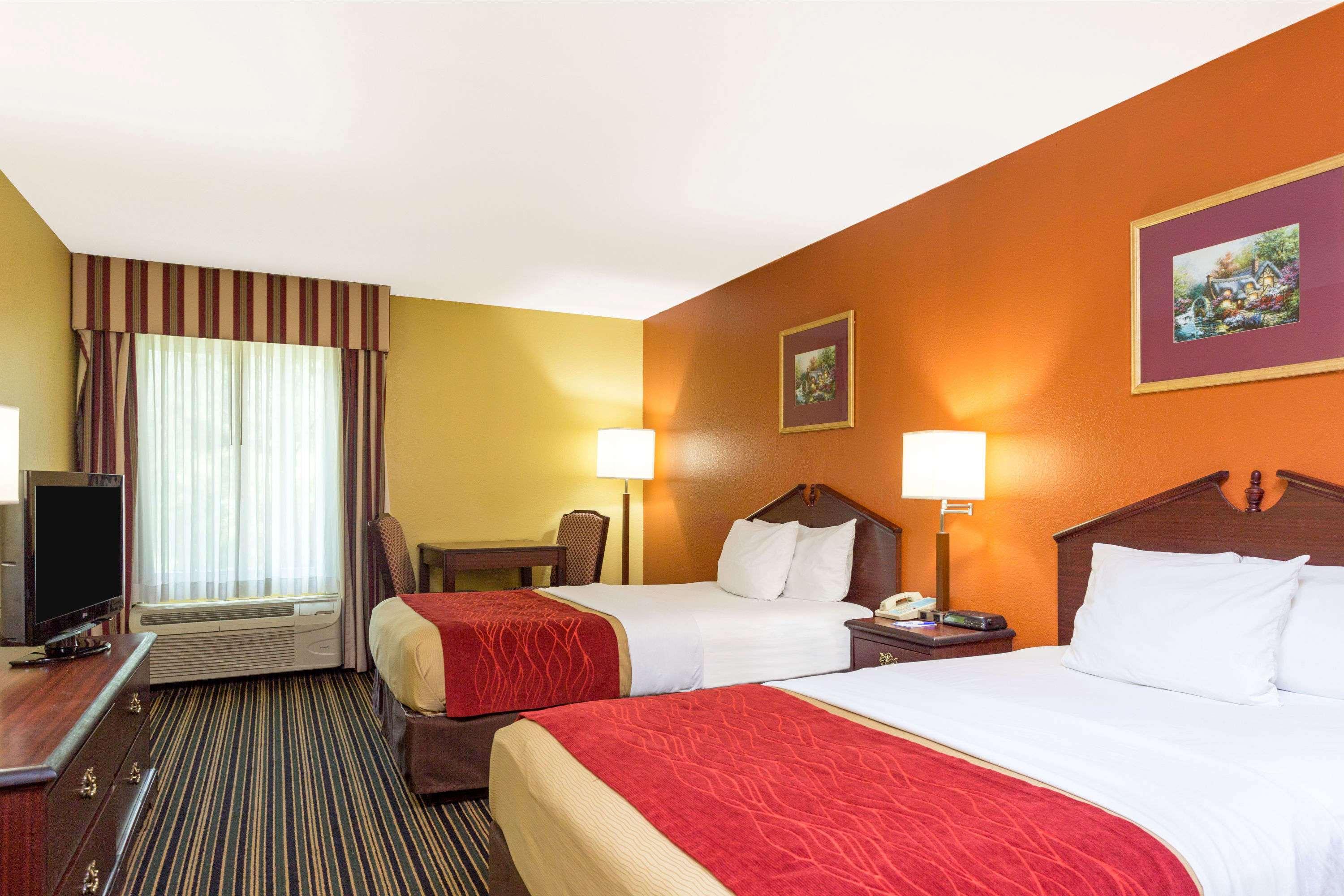 Quadruple Two Double Beds