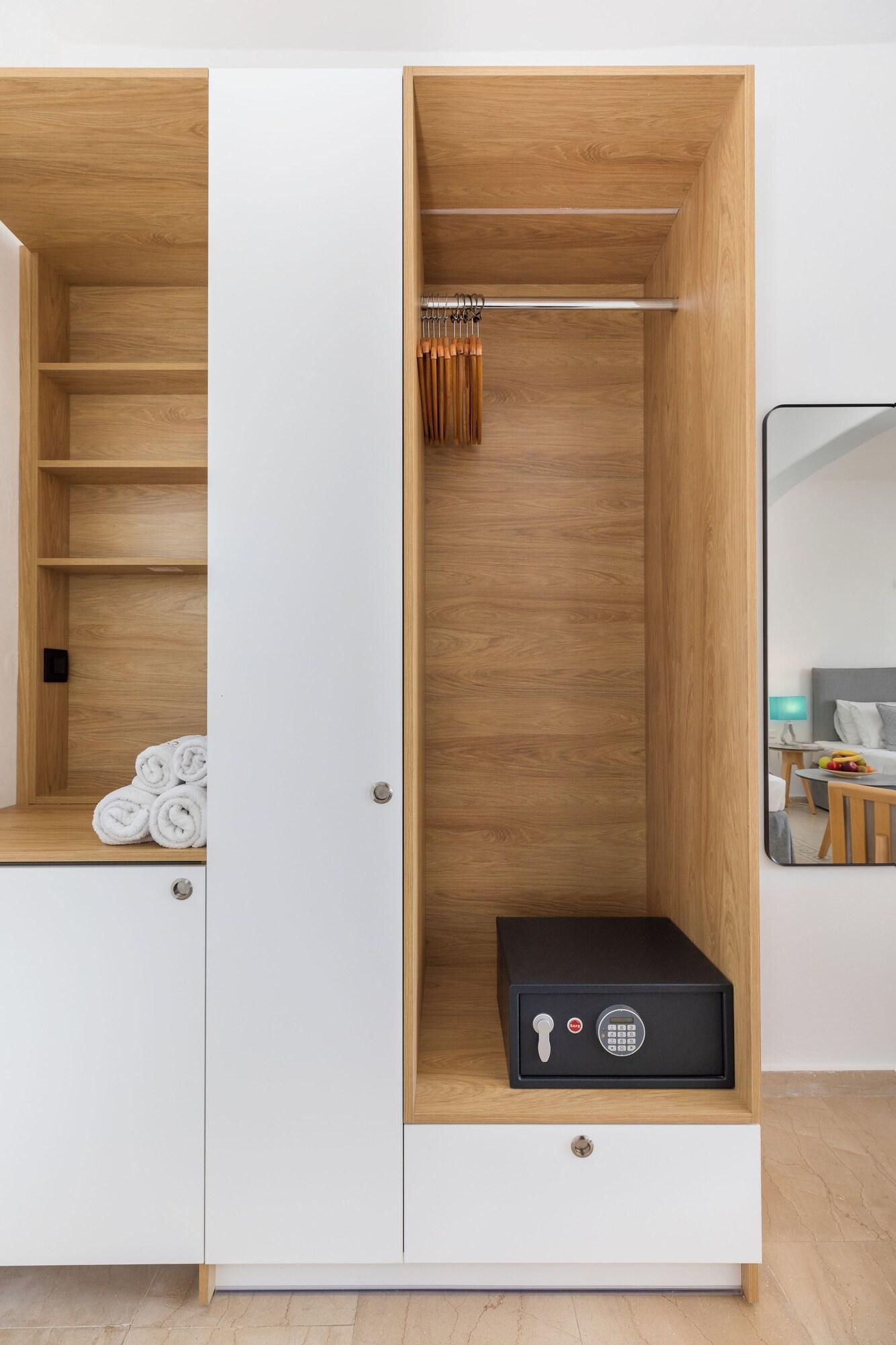 Double Superior Pool View