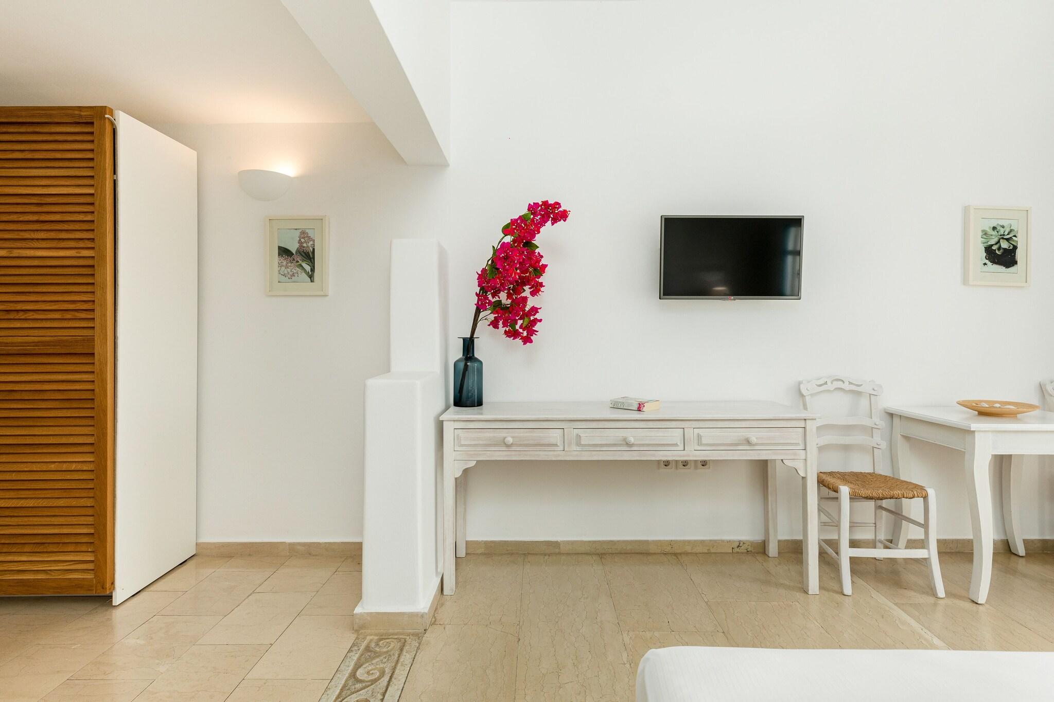 Twin Superior Pool View