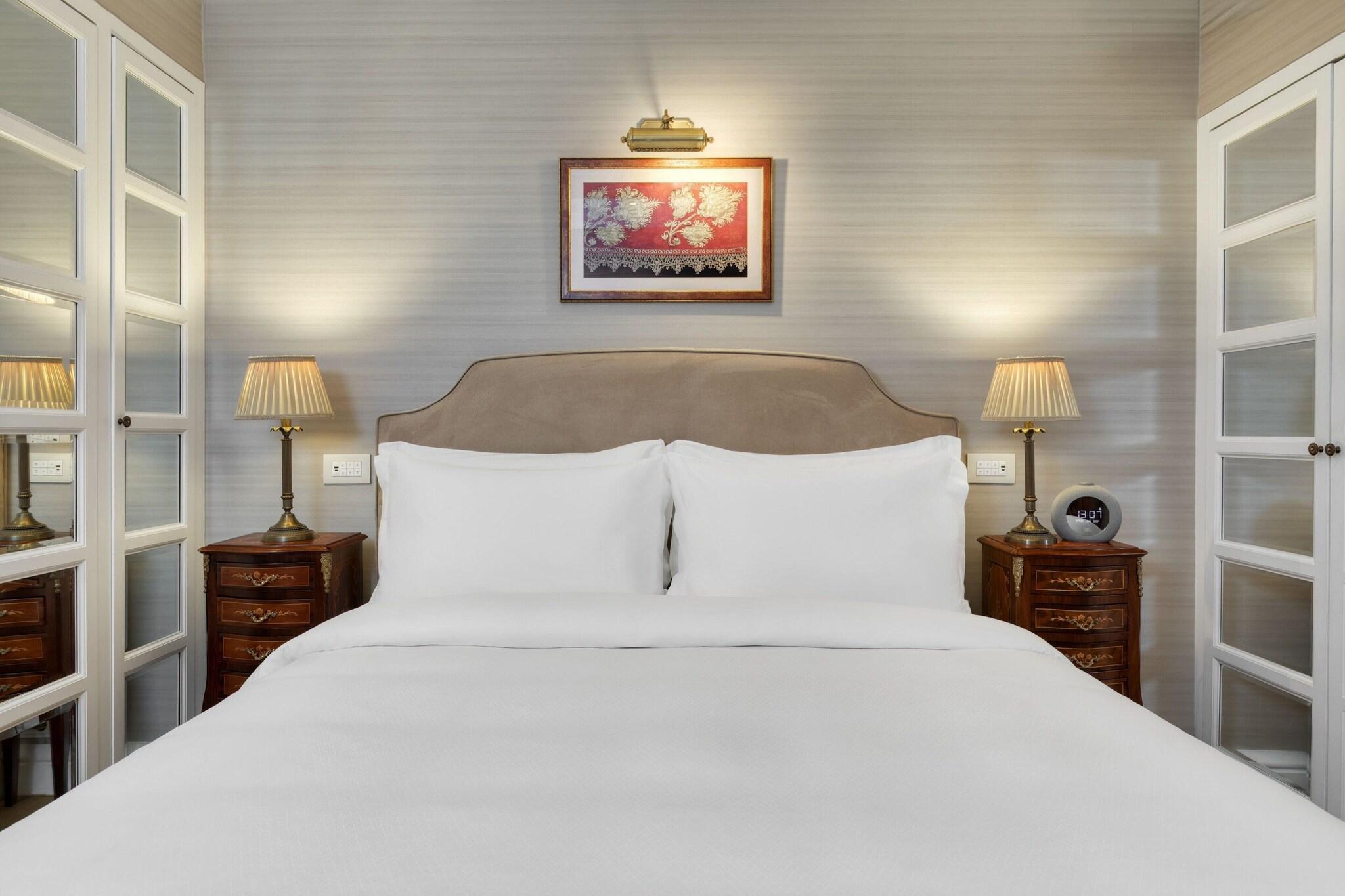 Suite Deluxe with Views