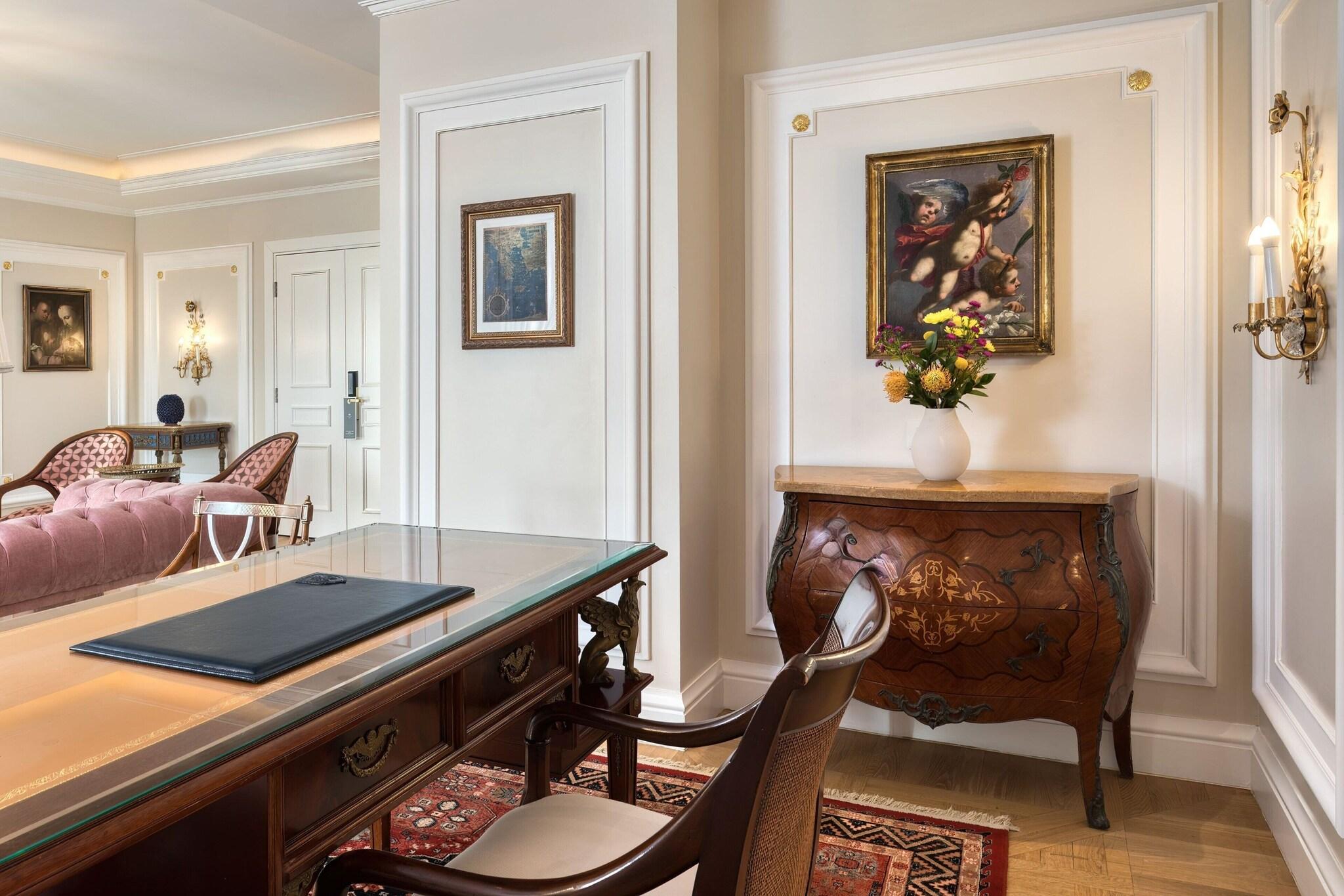 Suite Executive King Bed