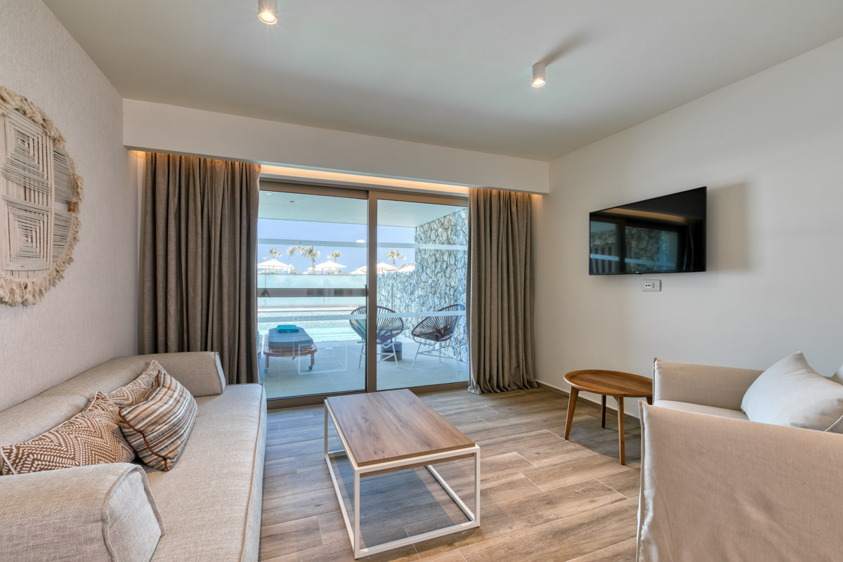 Junior Suite with Private Pool