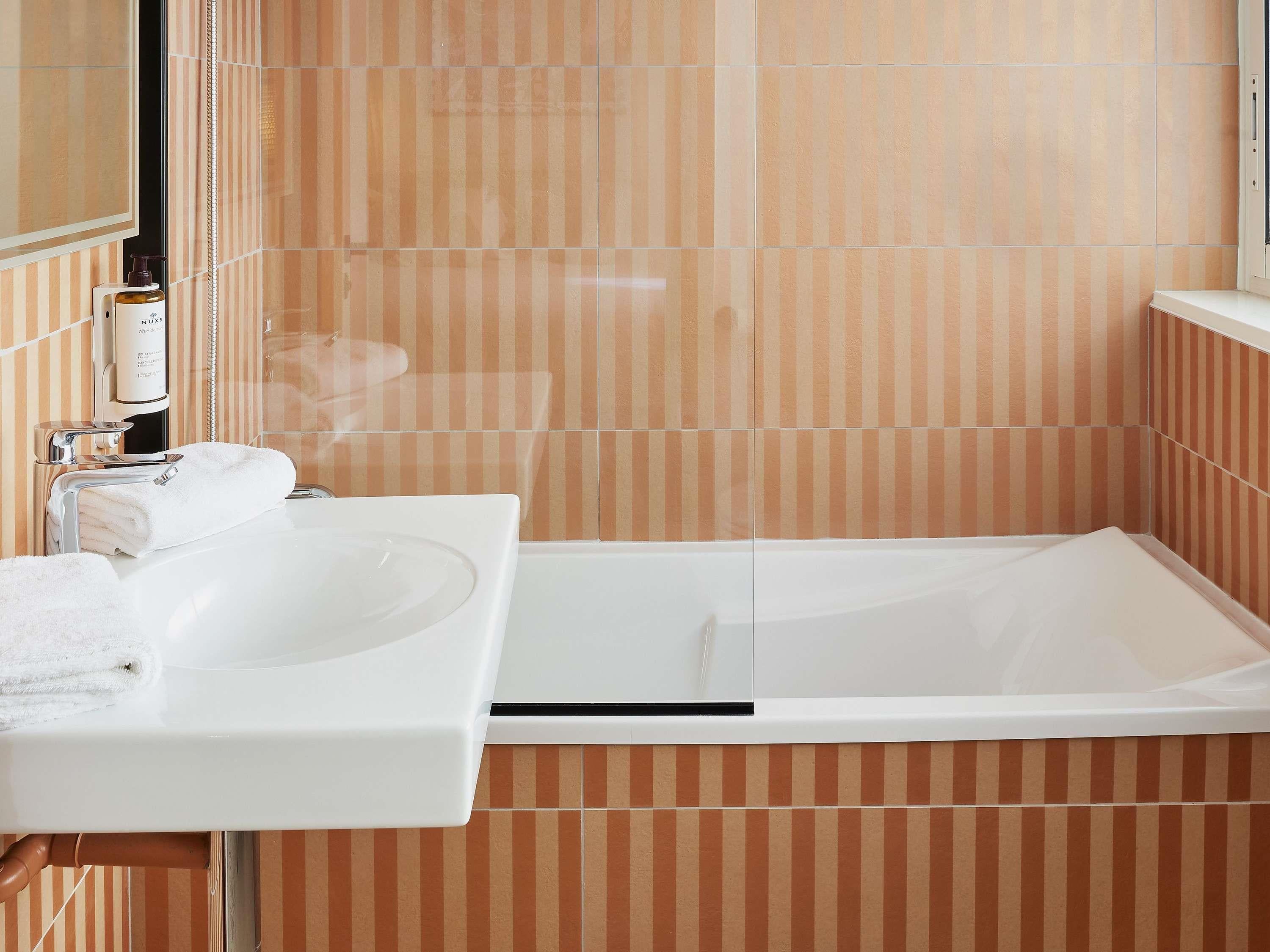 Double Classic City View