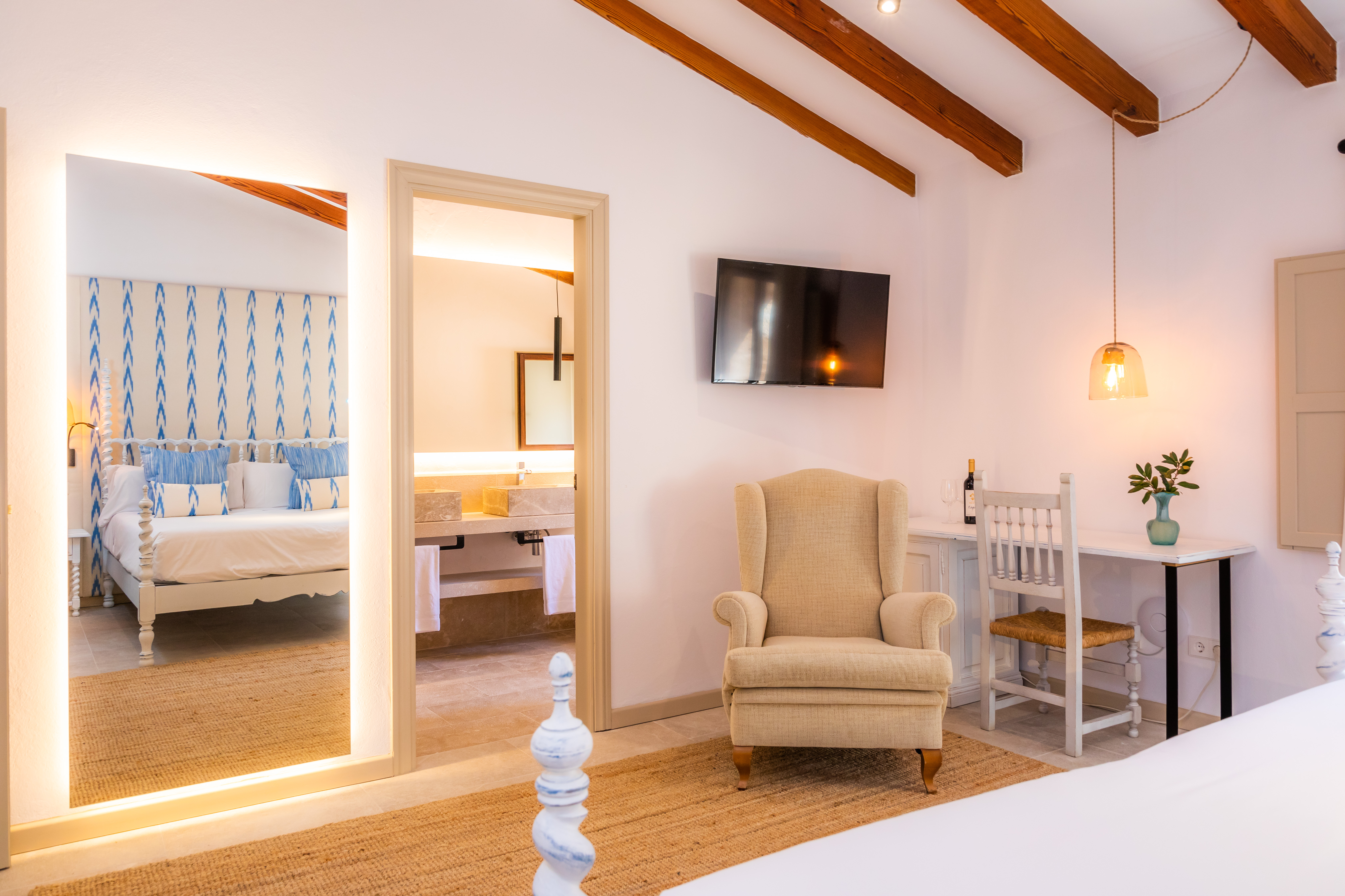 Double or Twin Standard