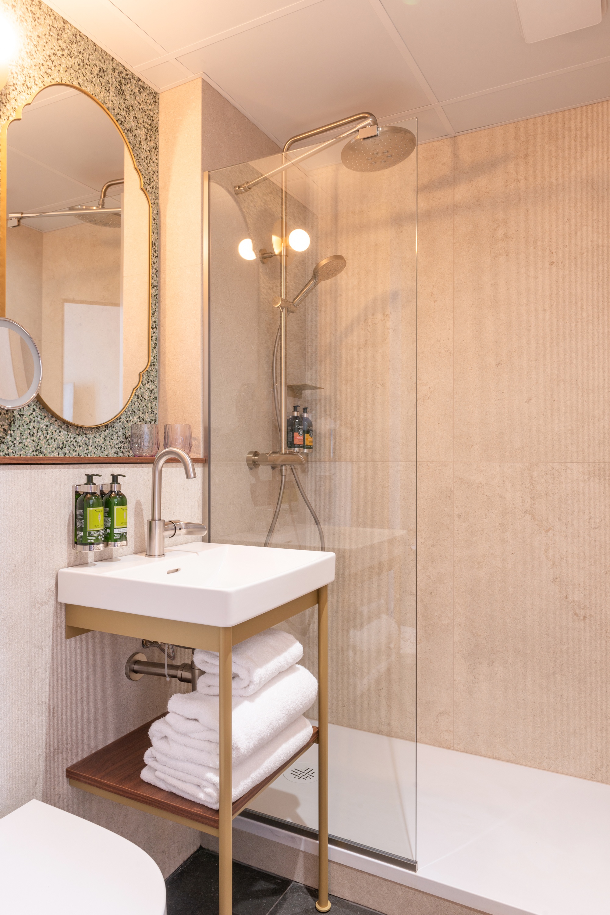 Double or Twin Superior