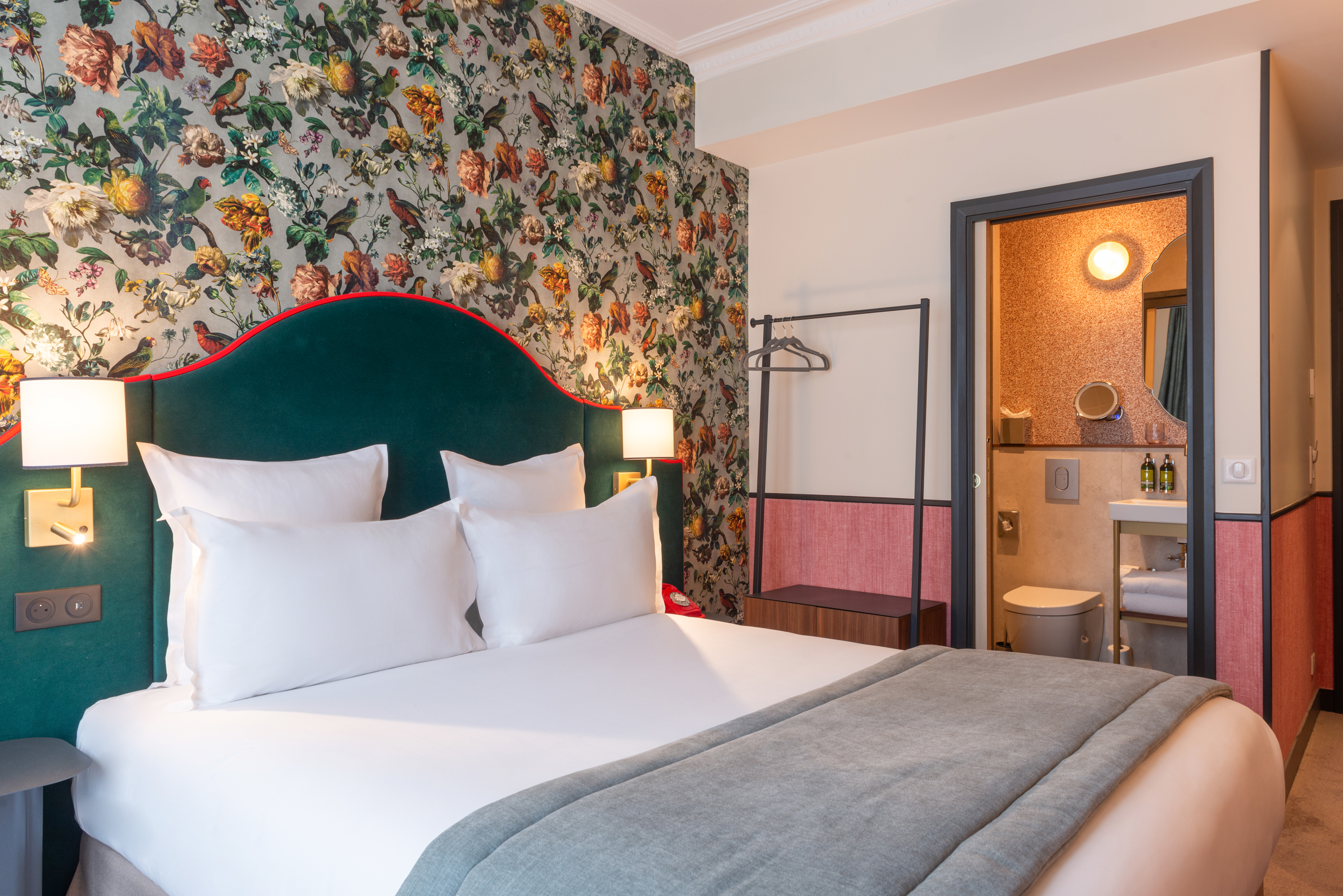 Double or Twin Deluxe