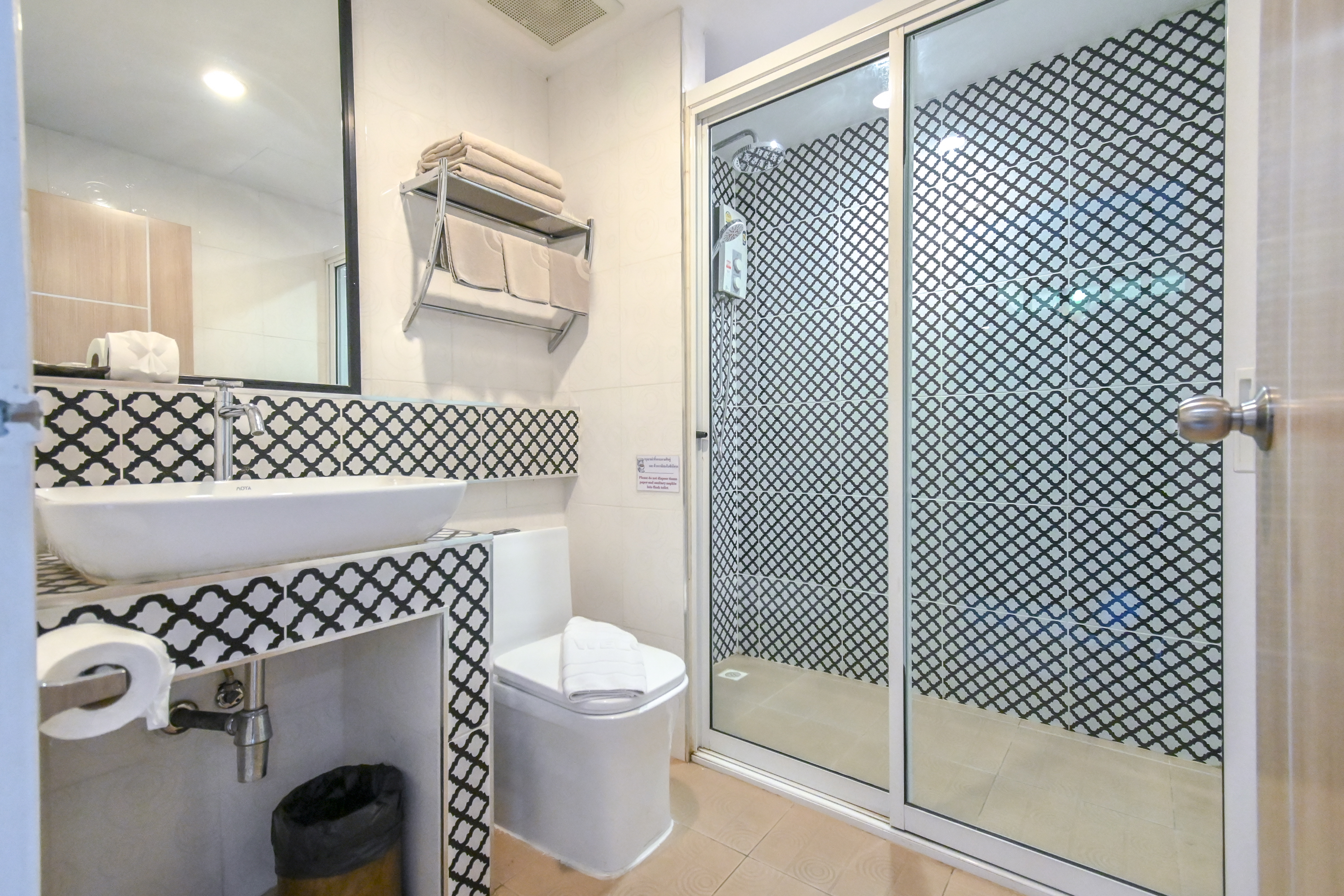 Double or Twin Deluxe