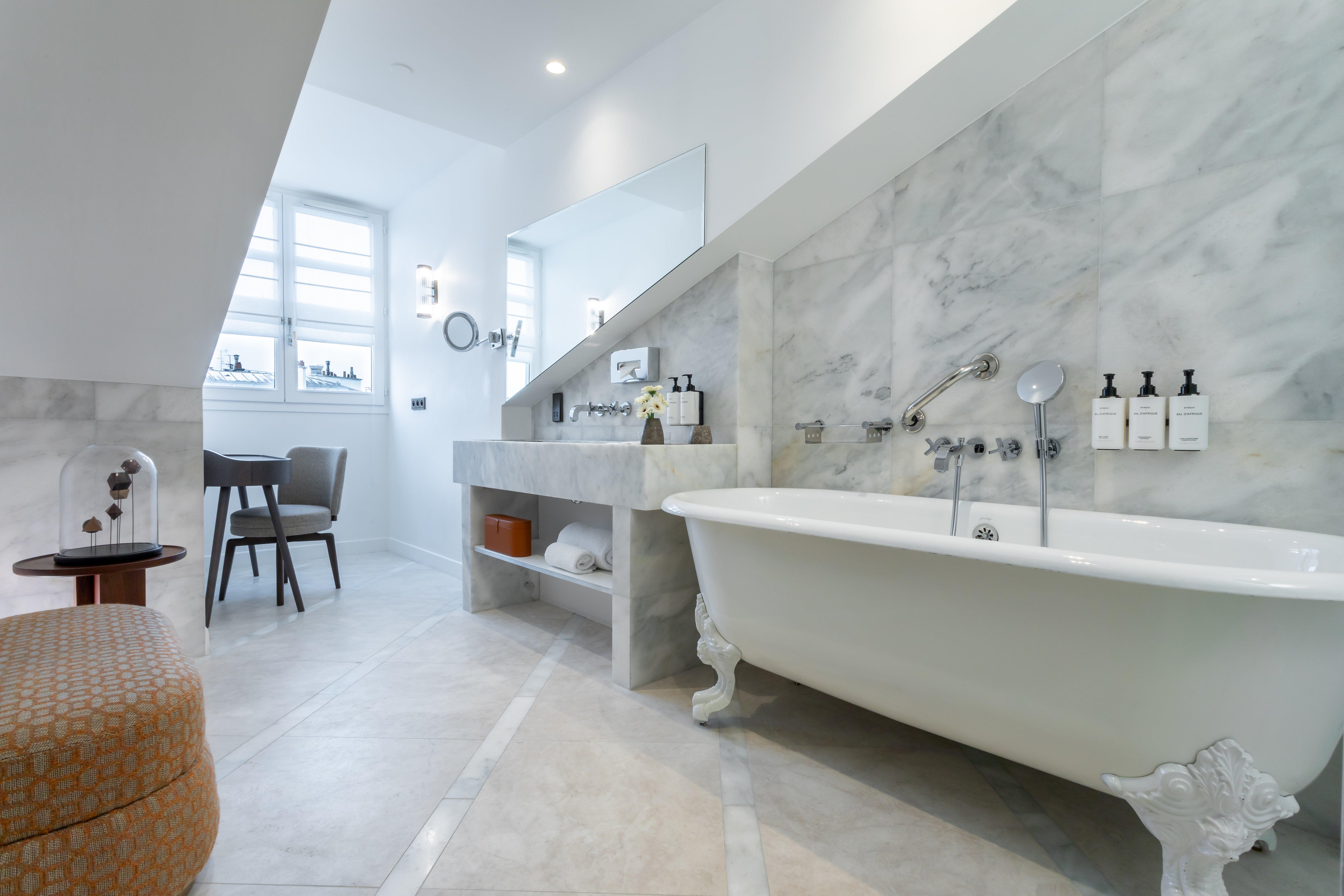 Junior Suite with Views