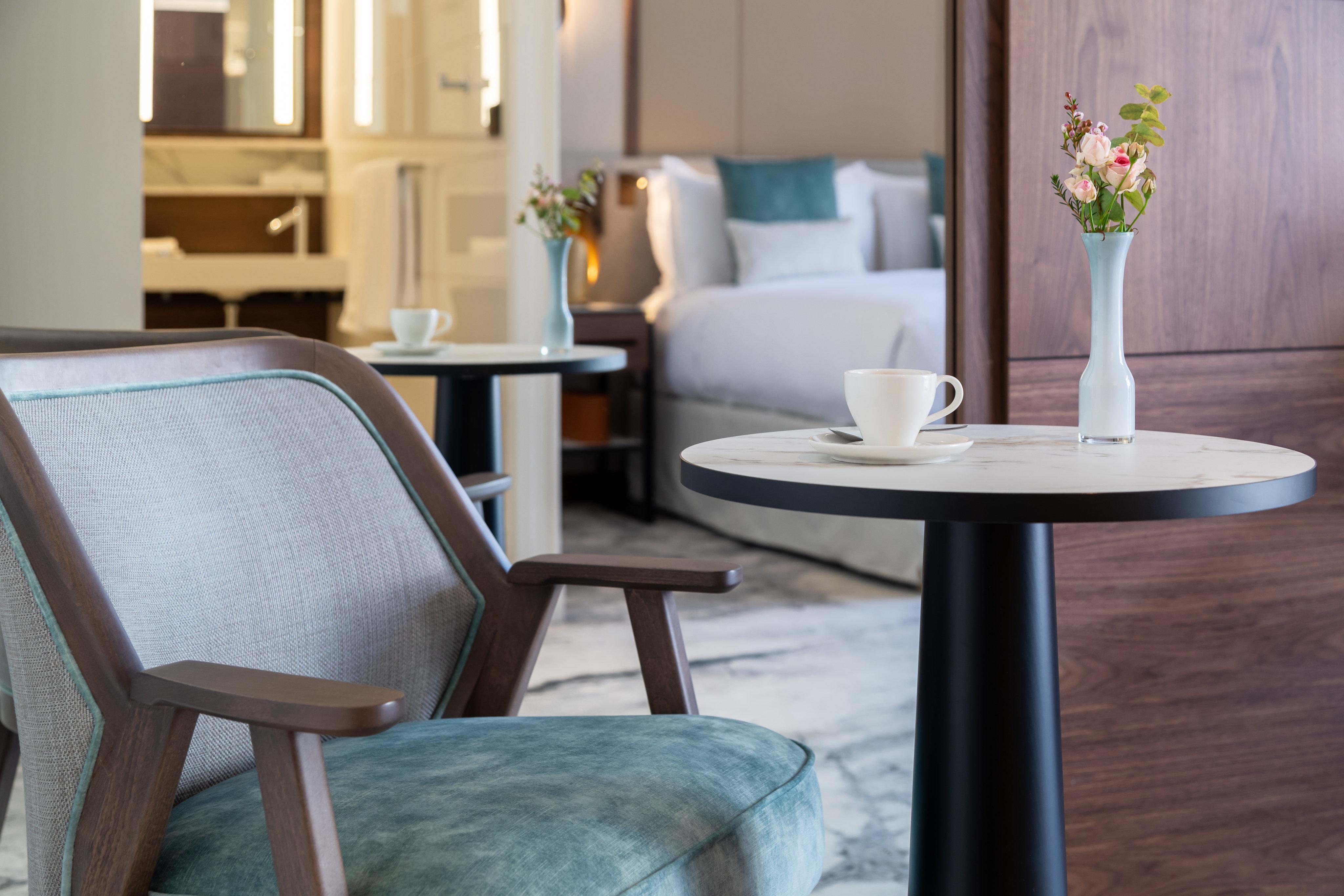 Junior Suite Accessible King Size Bed