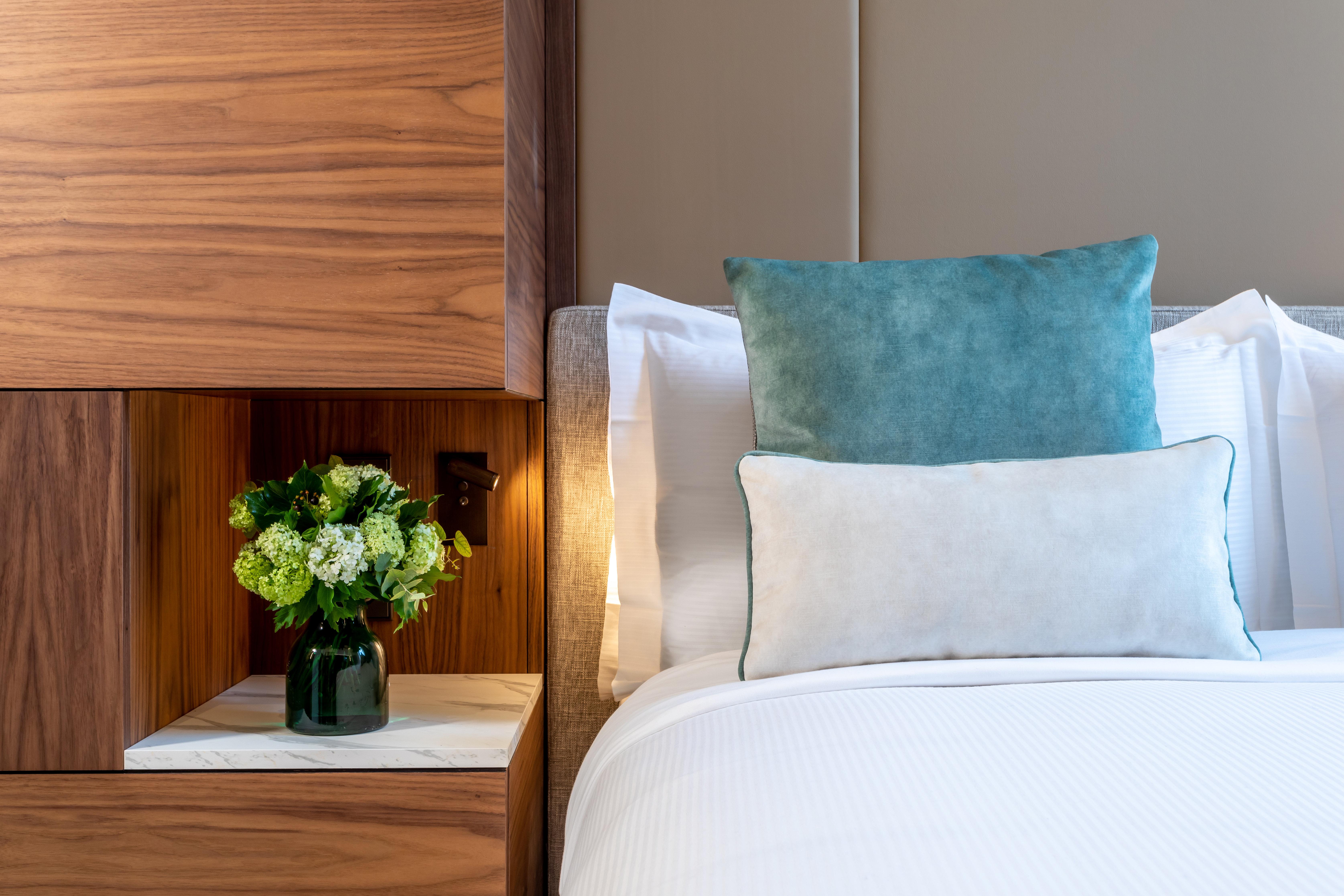 Double Premium Queen Bed