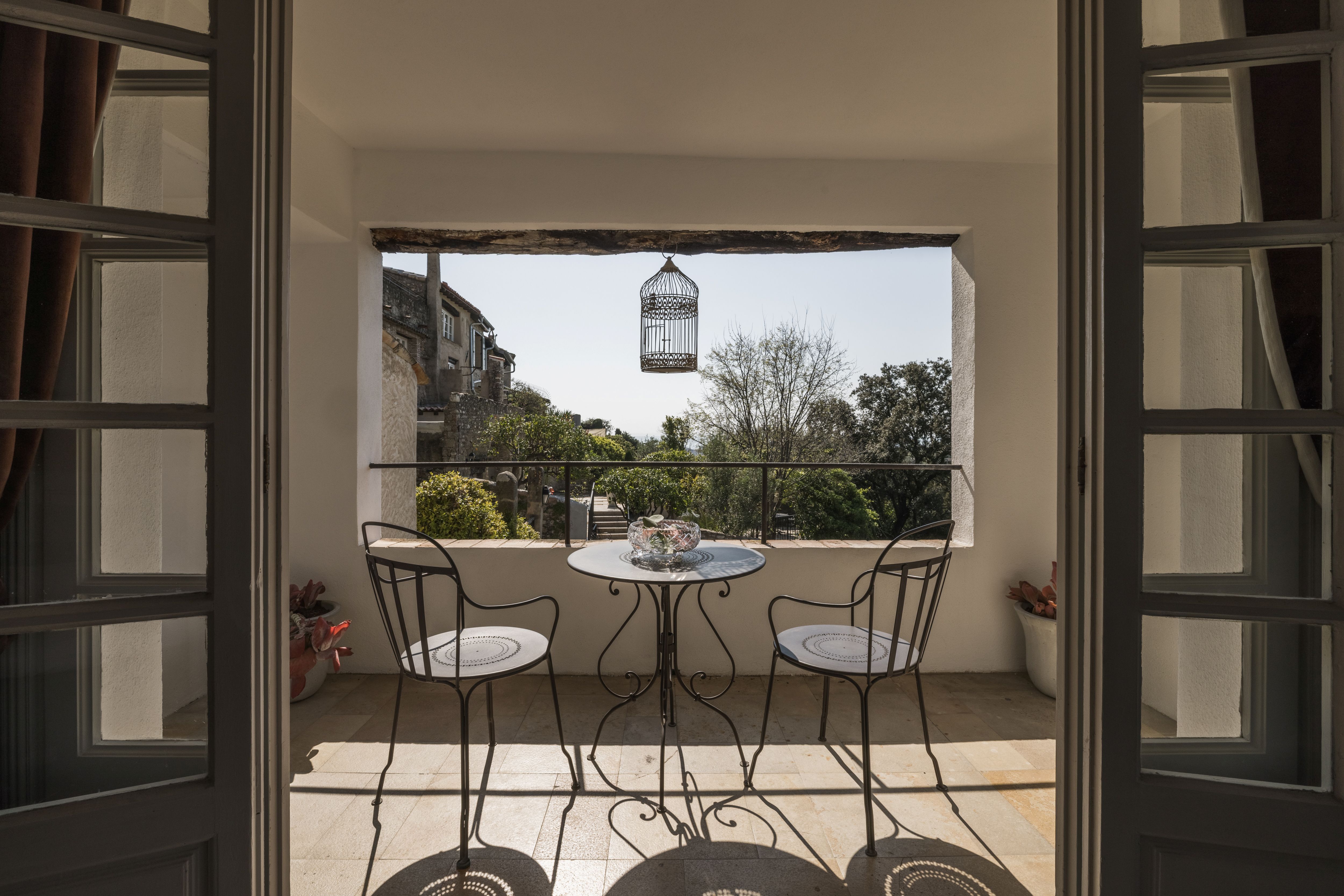 Junior Suite One Bedroom with Air Conditioning