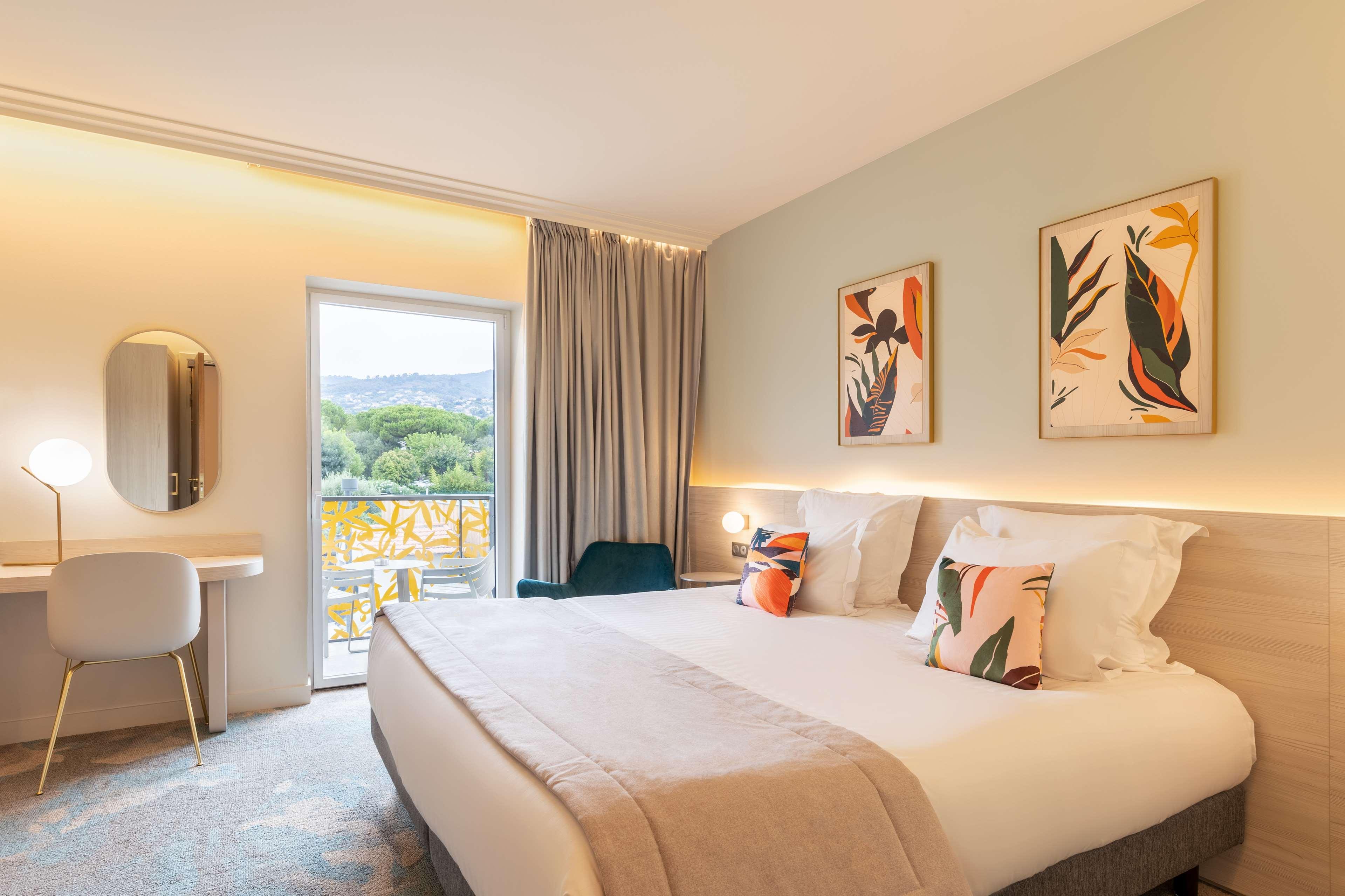 Double or Twin Deluxe