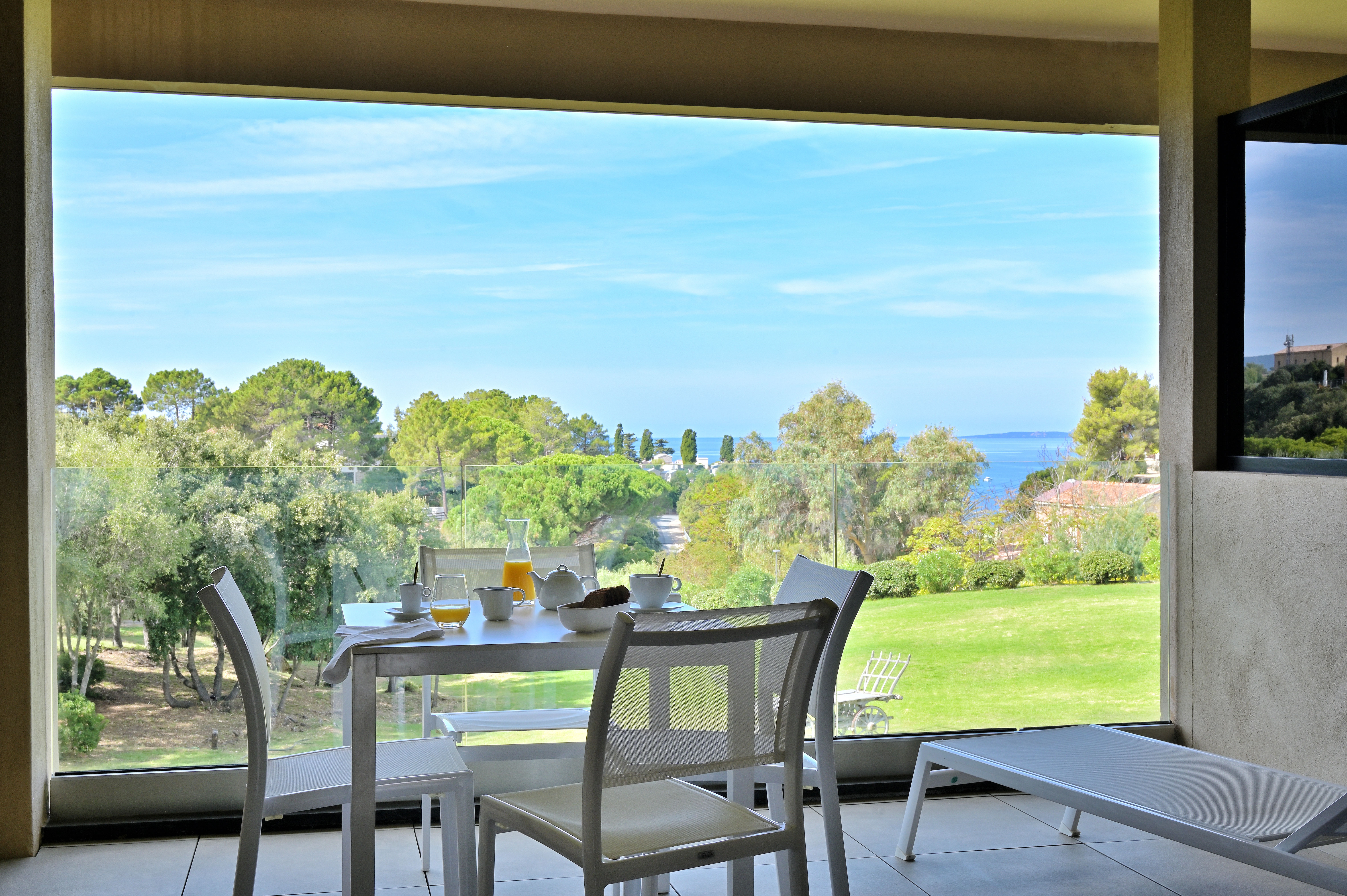 Family Room Superior