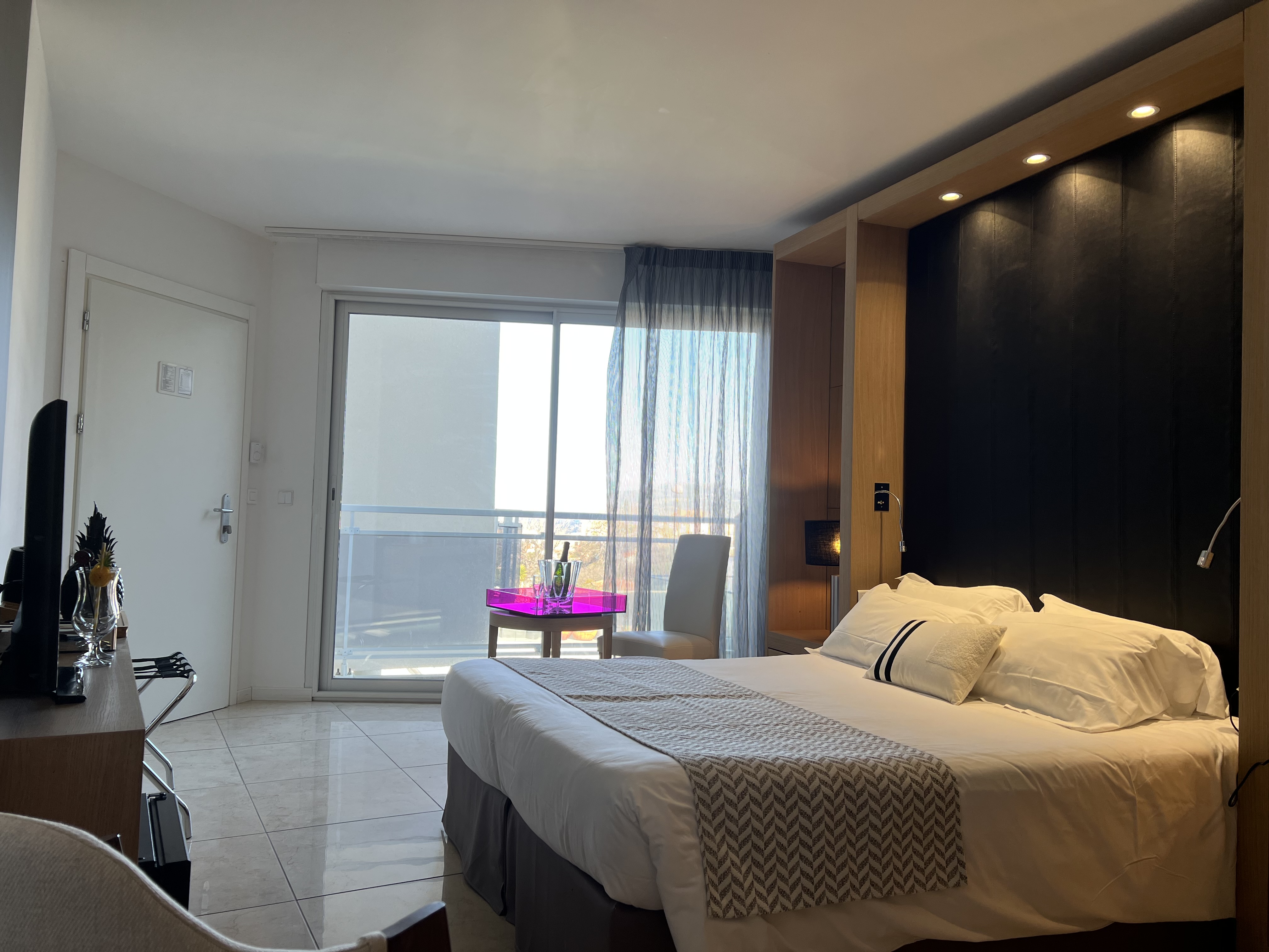 Double or Twin Standard