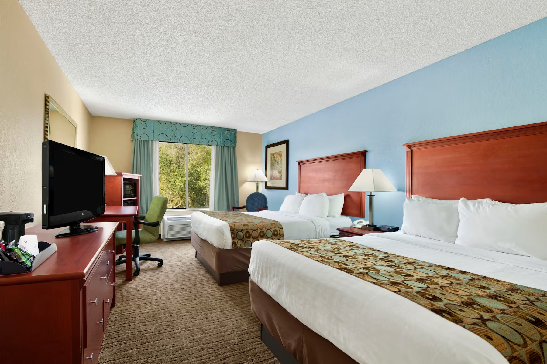 Quadruple Two Double Beds