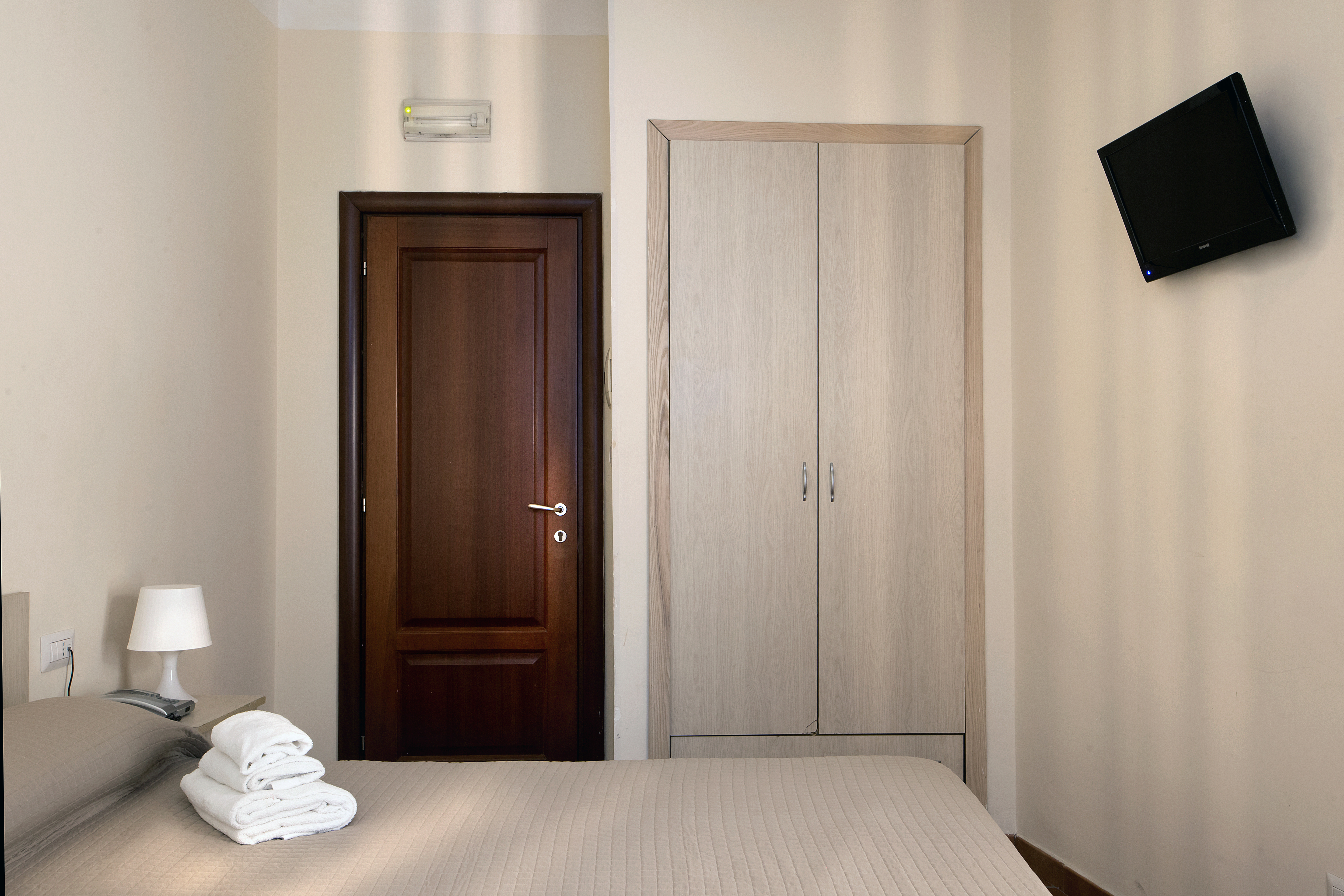 Double or Twin Standard