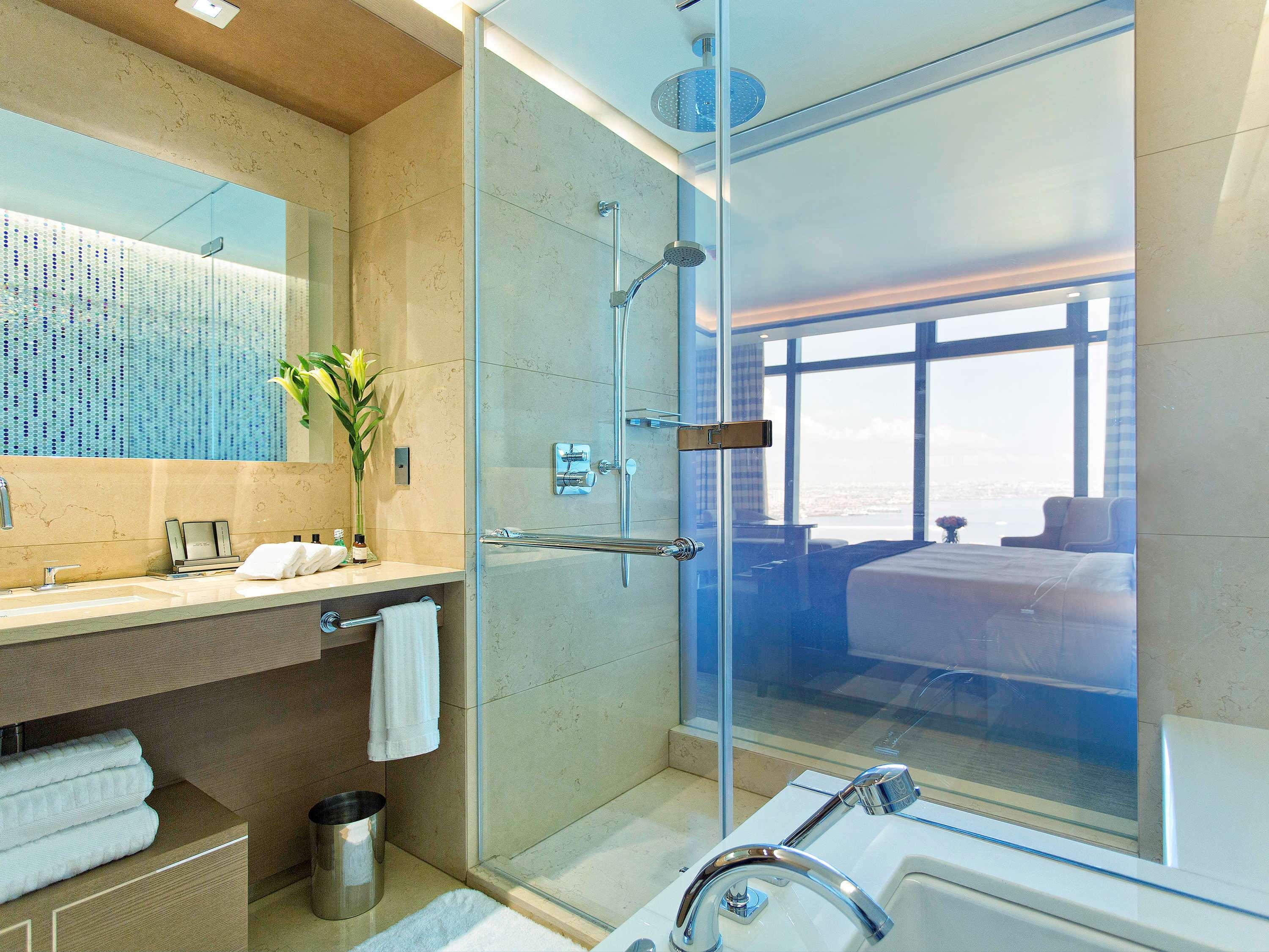 Room Superior King Bed