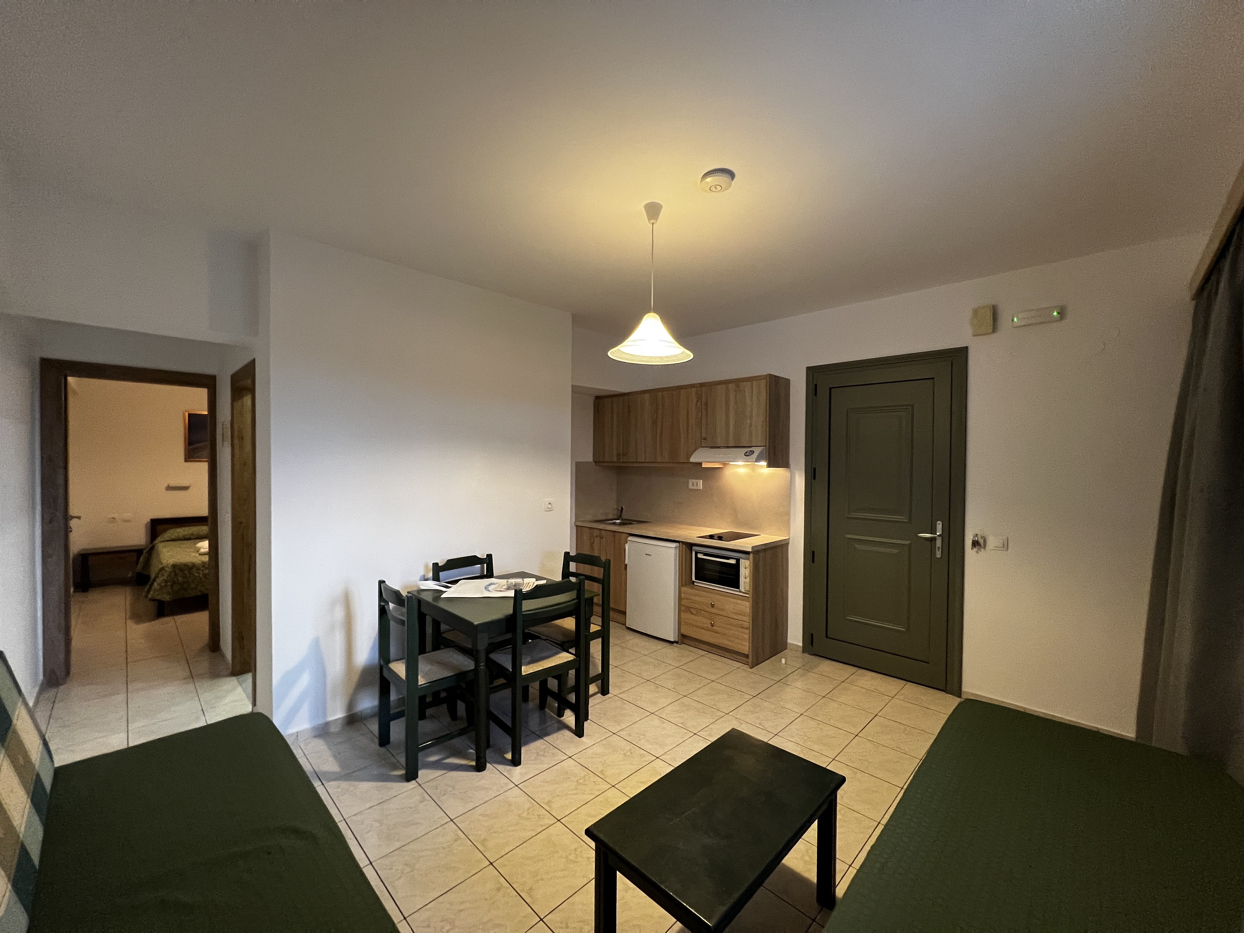 Apartment Capacity 4