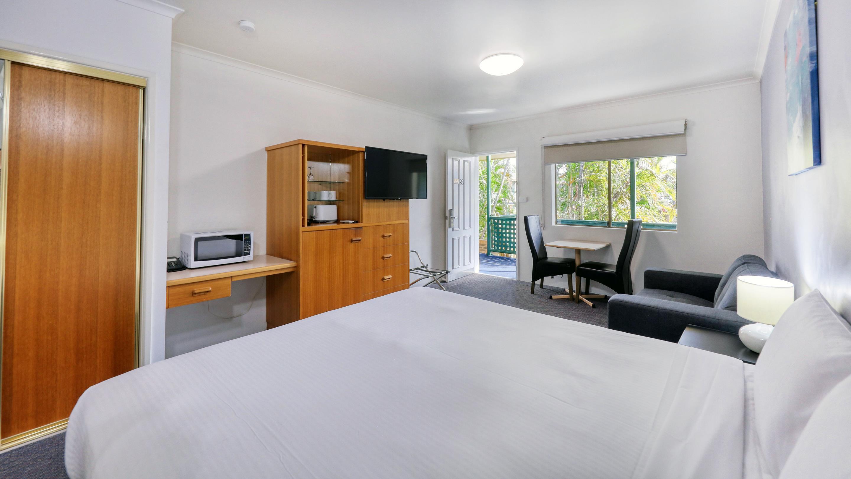 Double King Bed Non Smoking