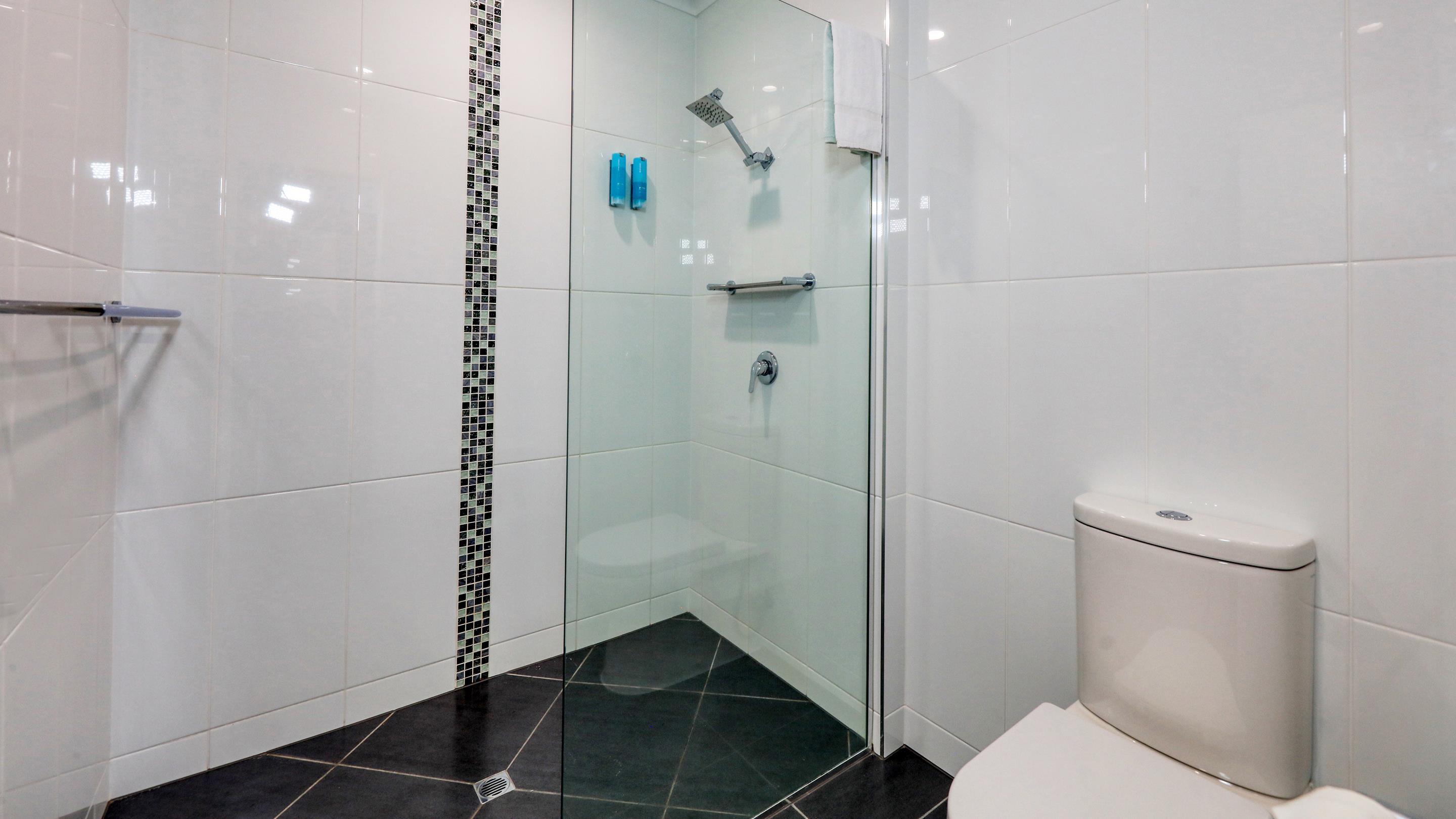 Double King Bed Non Smoking