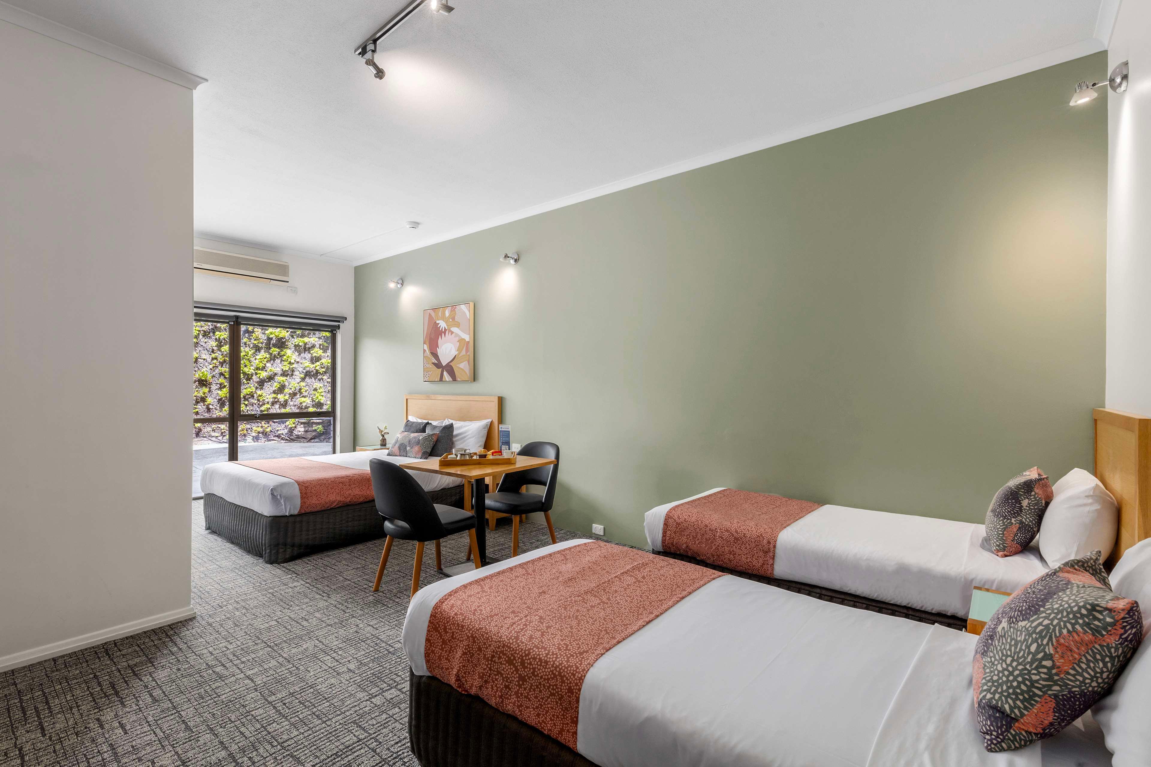 Quadruple Three Beds