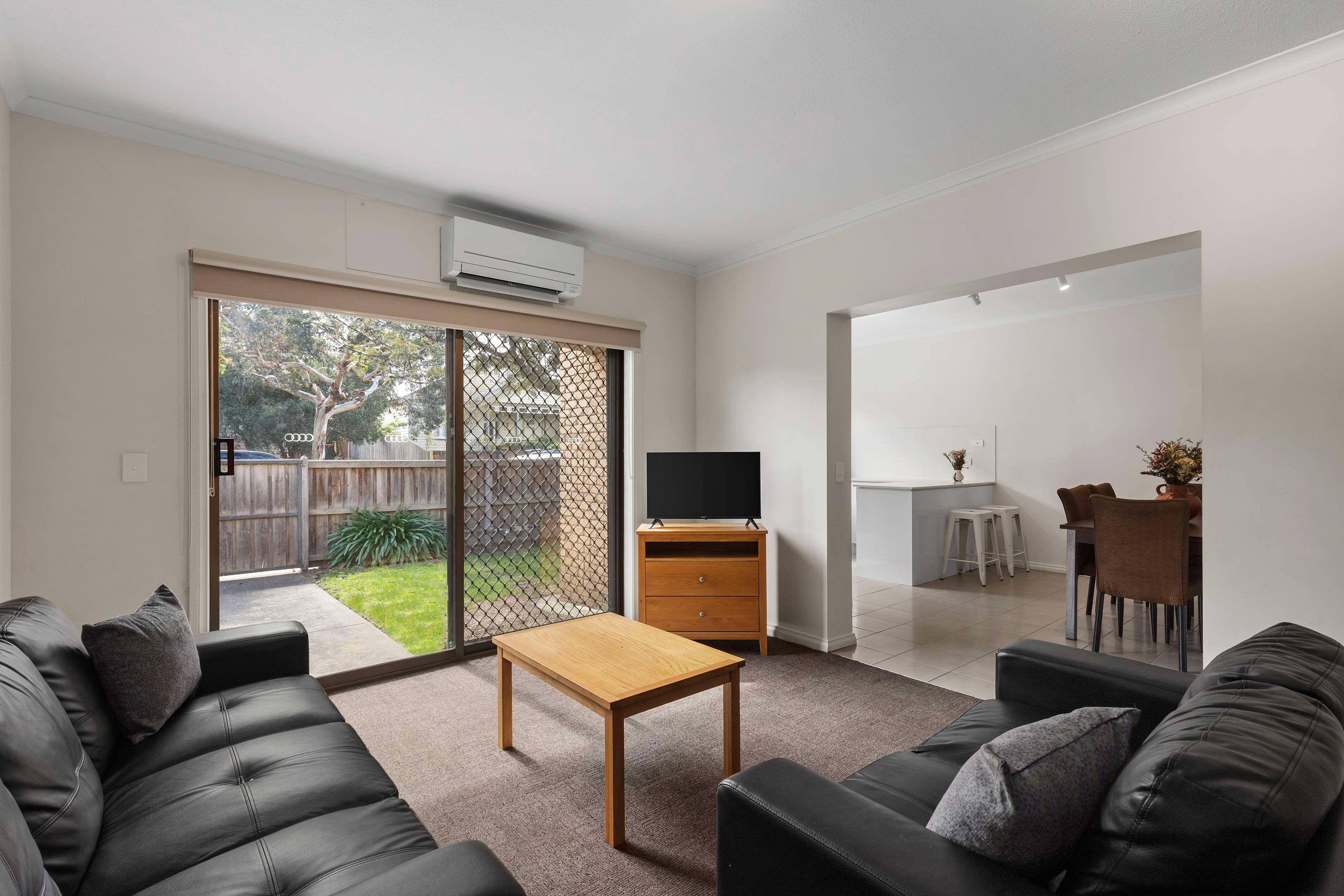 Apartment Capacity 6 Two Bedrooms