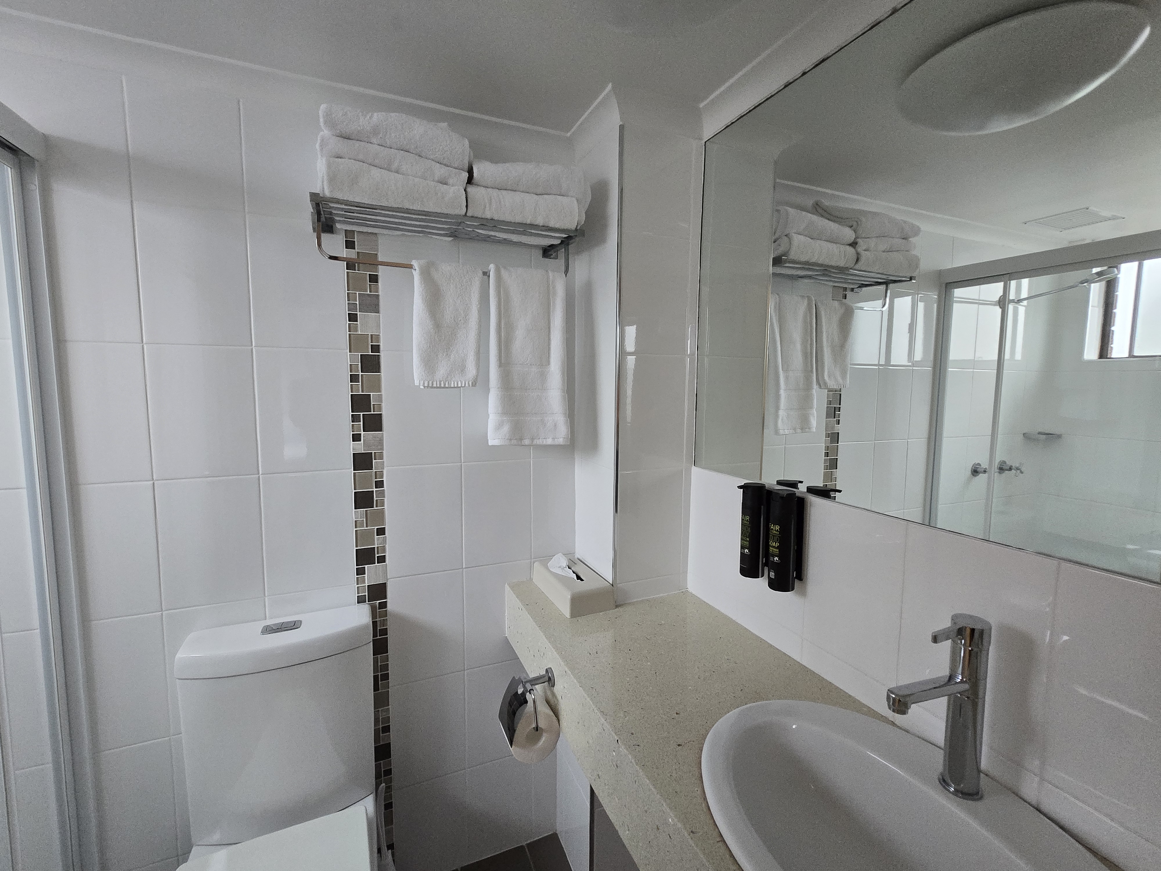 Suite Capacity 4 One Bedroom