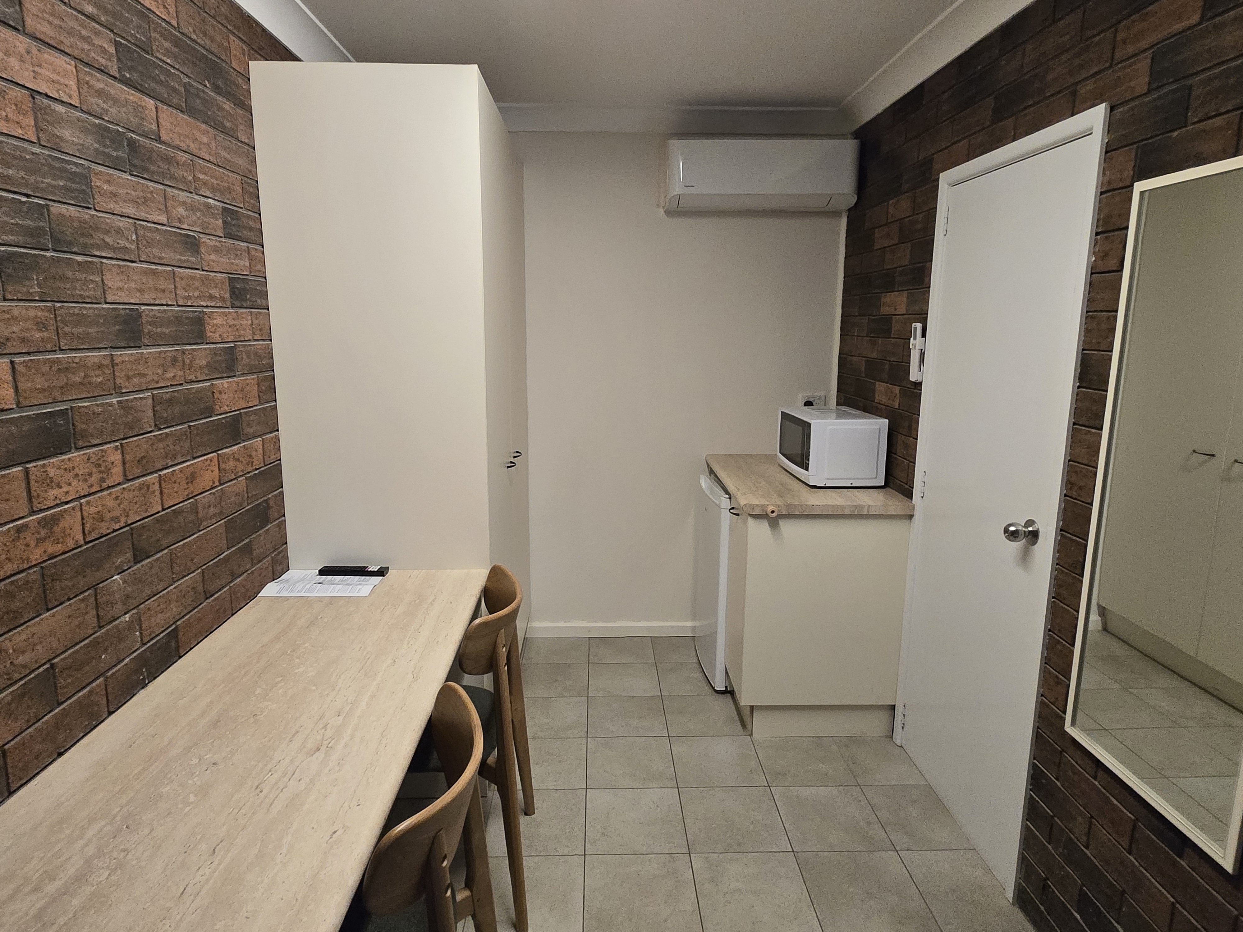 Suite Capacity 4 One Bedroom