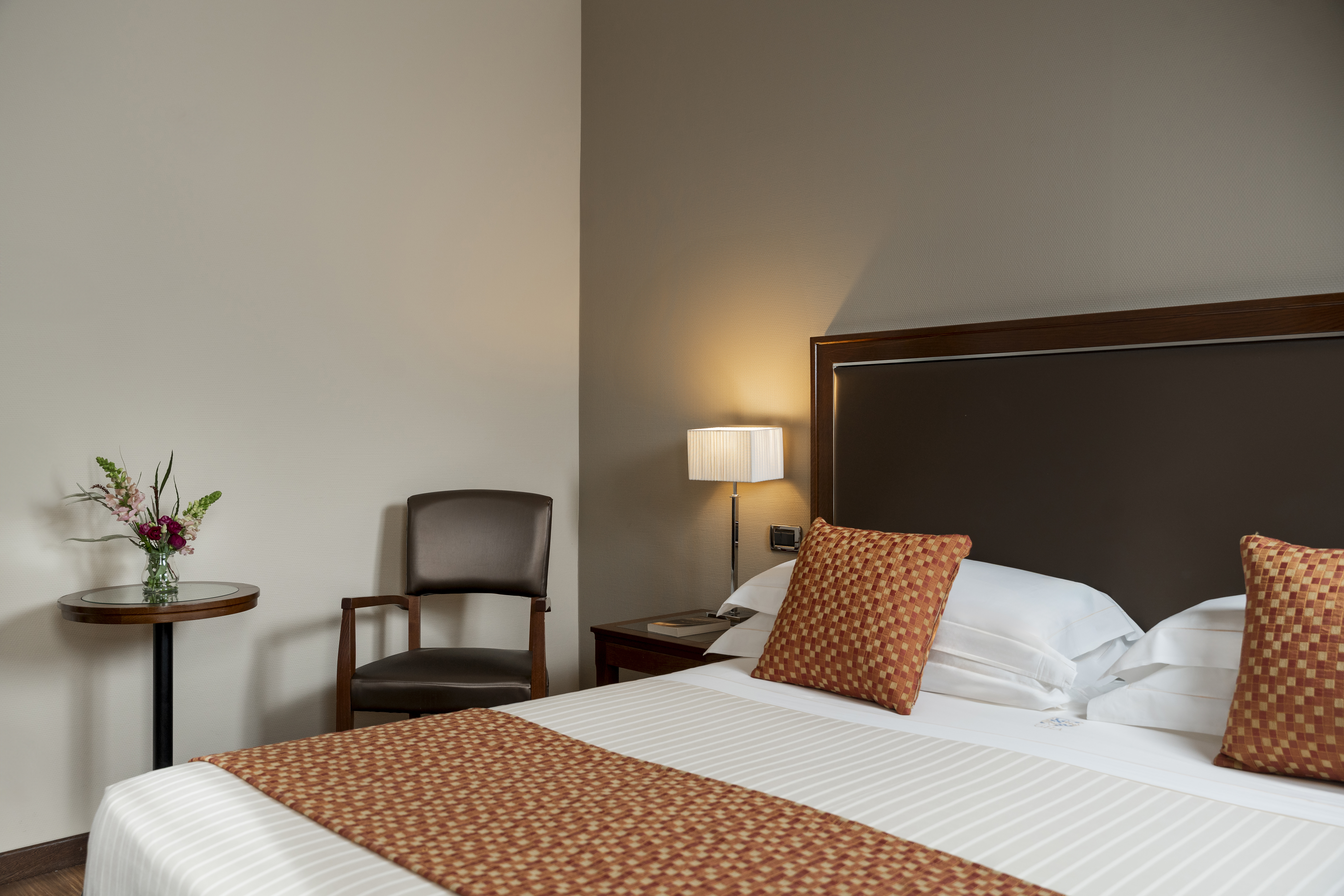 Double Single Superior