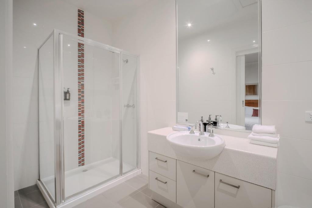 Apartment One Bedroom One Bathroom