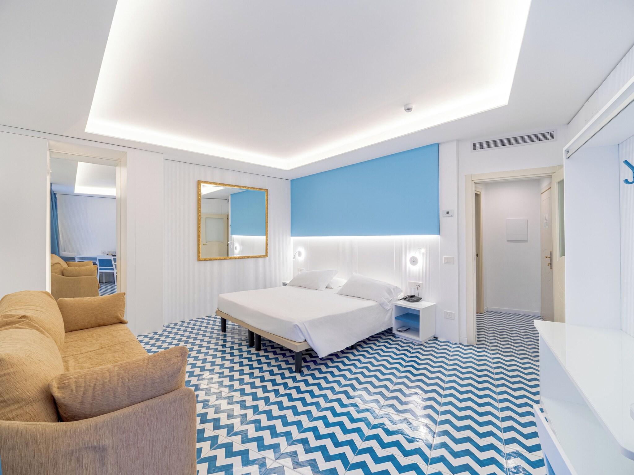 Quadruple King Bed One Bedroom 