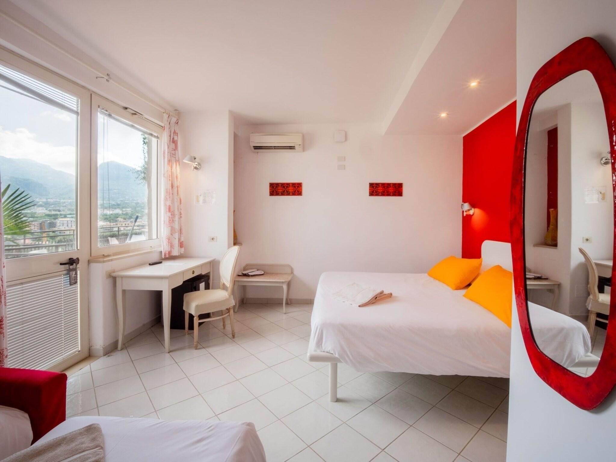 Quadruple Two Double Beds One Bedroom 