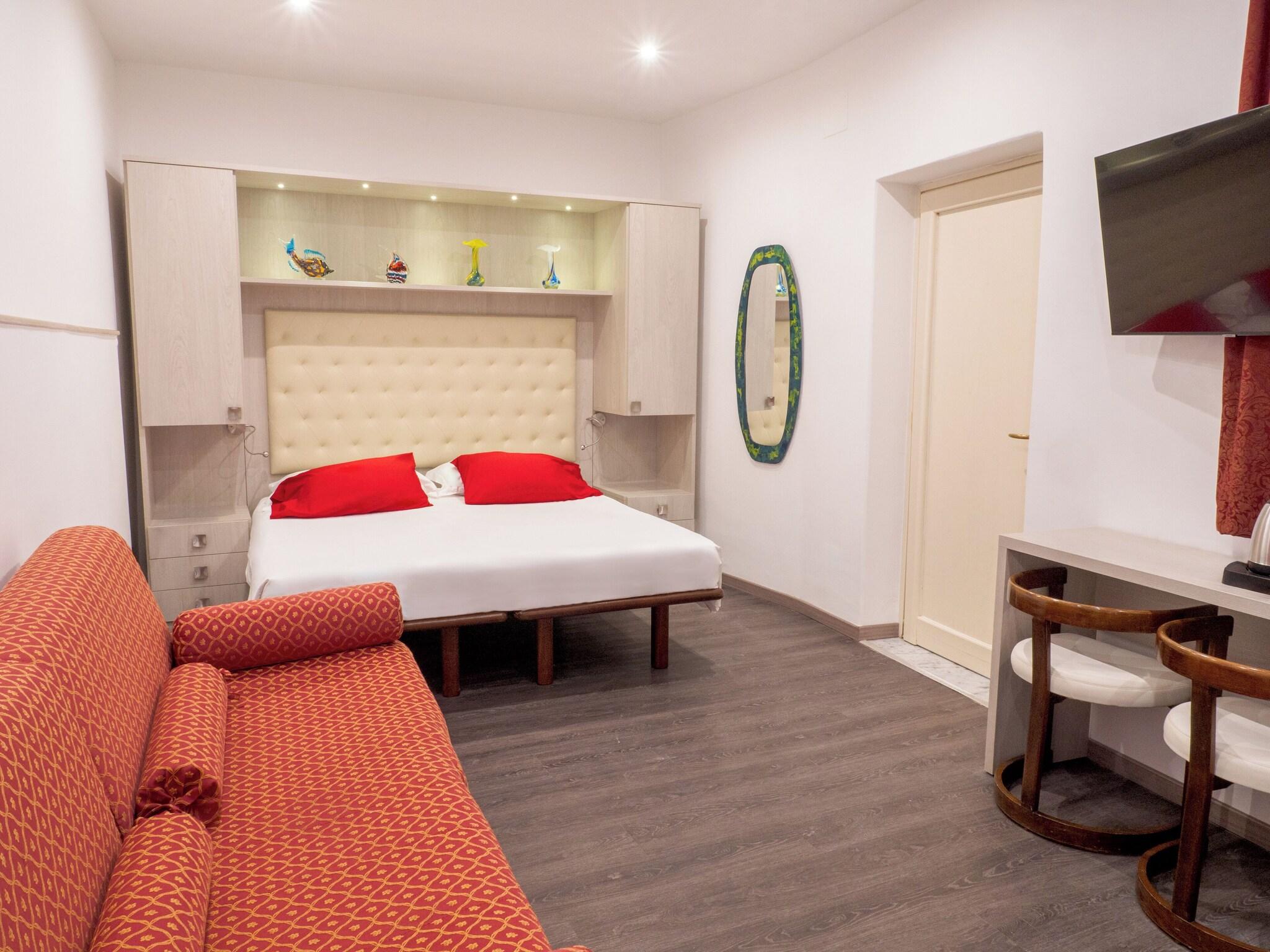 Quadruple Two Double Beds One Bedroom 