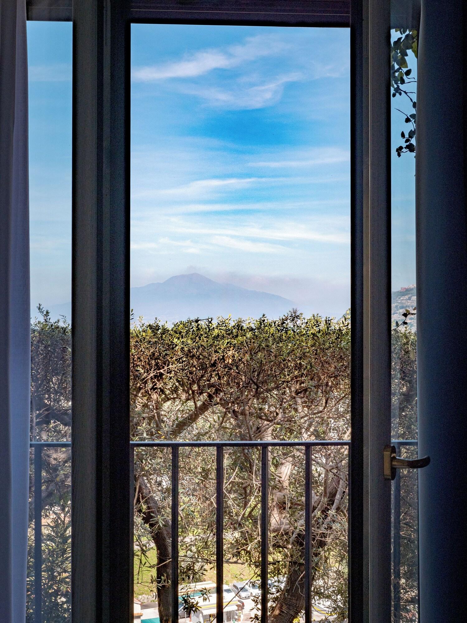 Double Queen Size Bed