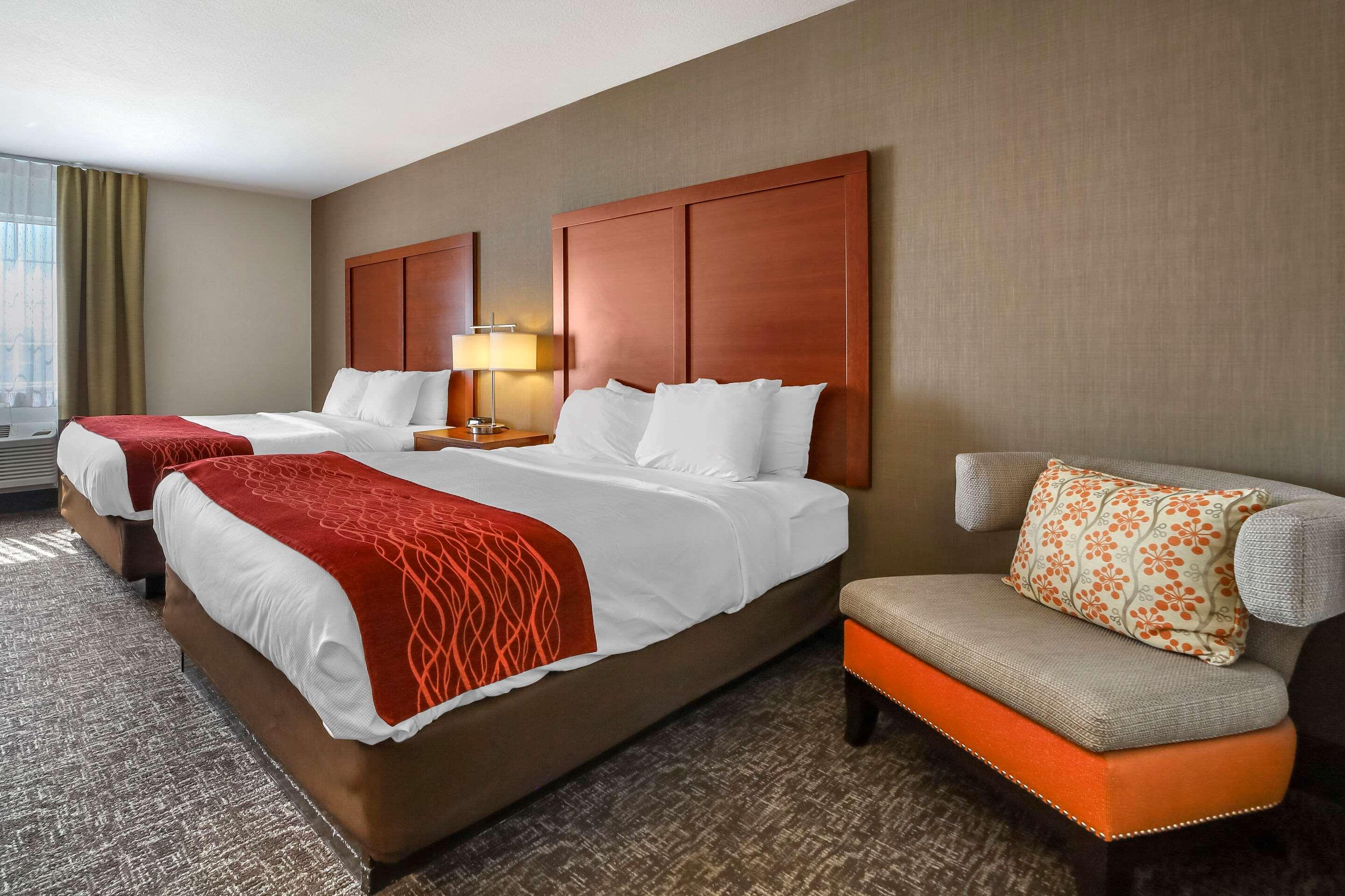 Twin Two Queen Beds Non Smoking