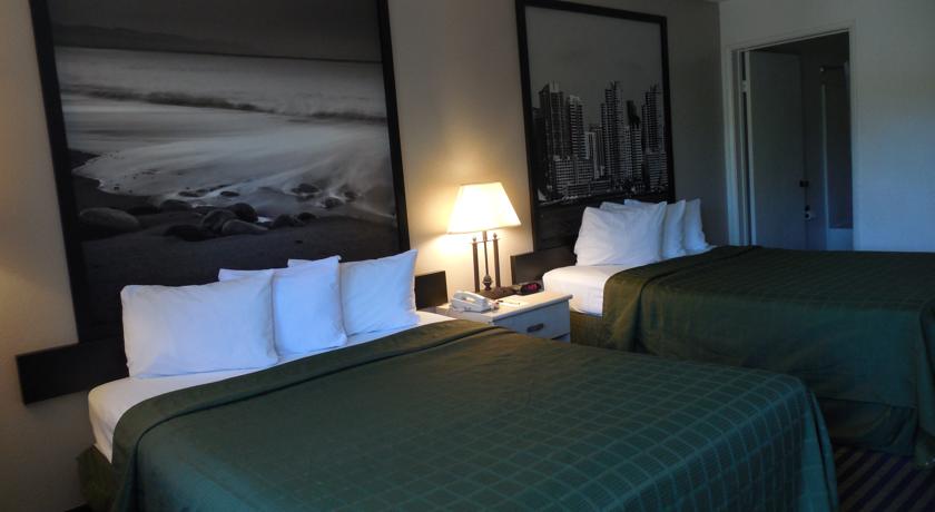 Double Two Queen Beds