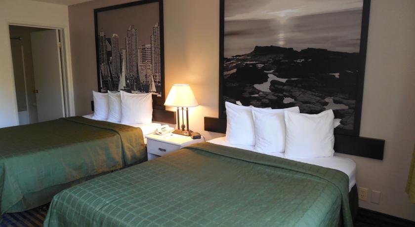 Double Two Queen Beds