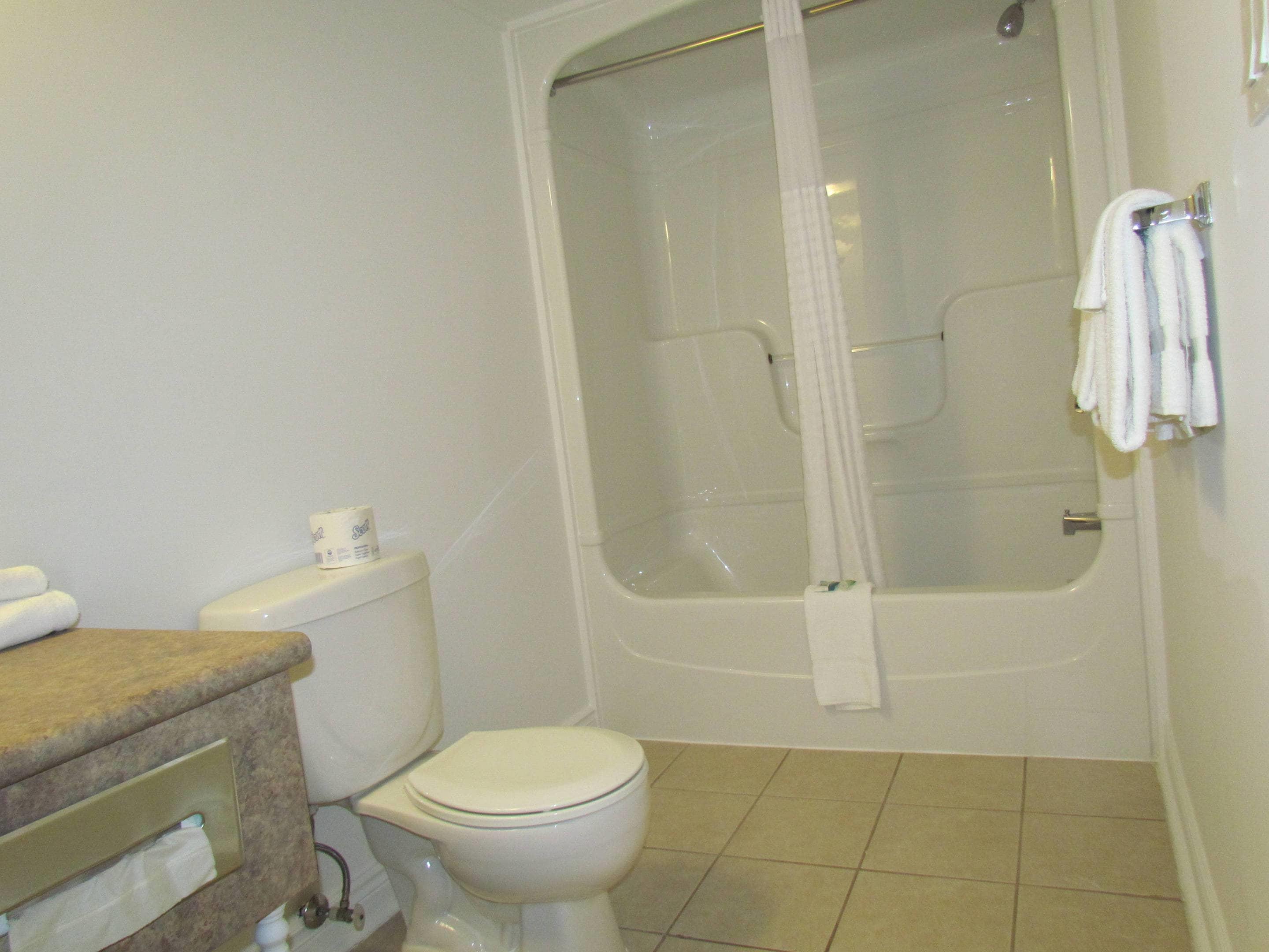 Double King Bed Non Smoking