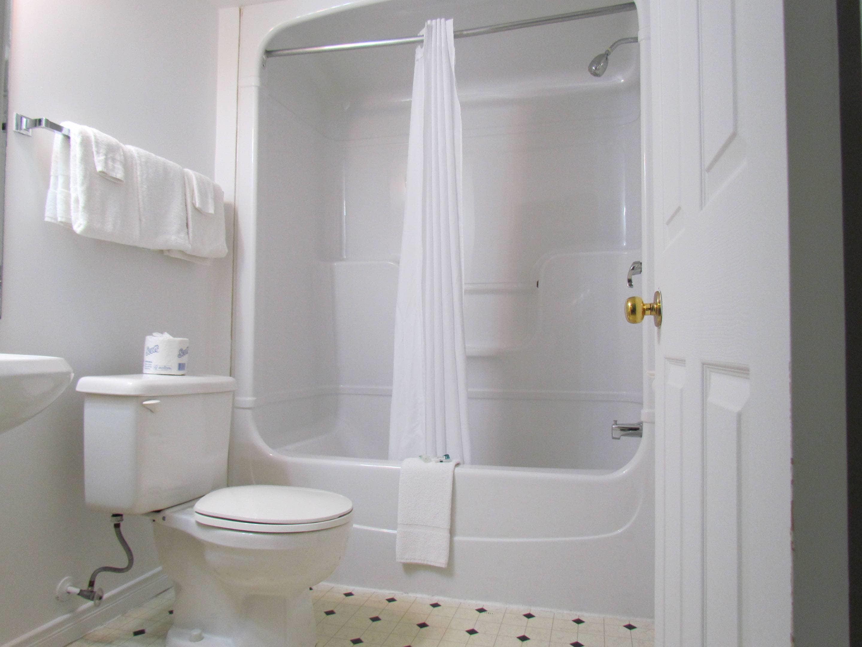 Double King Bed Non Smoking