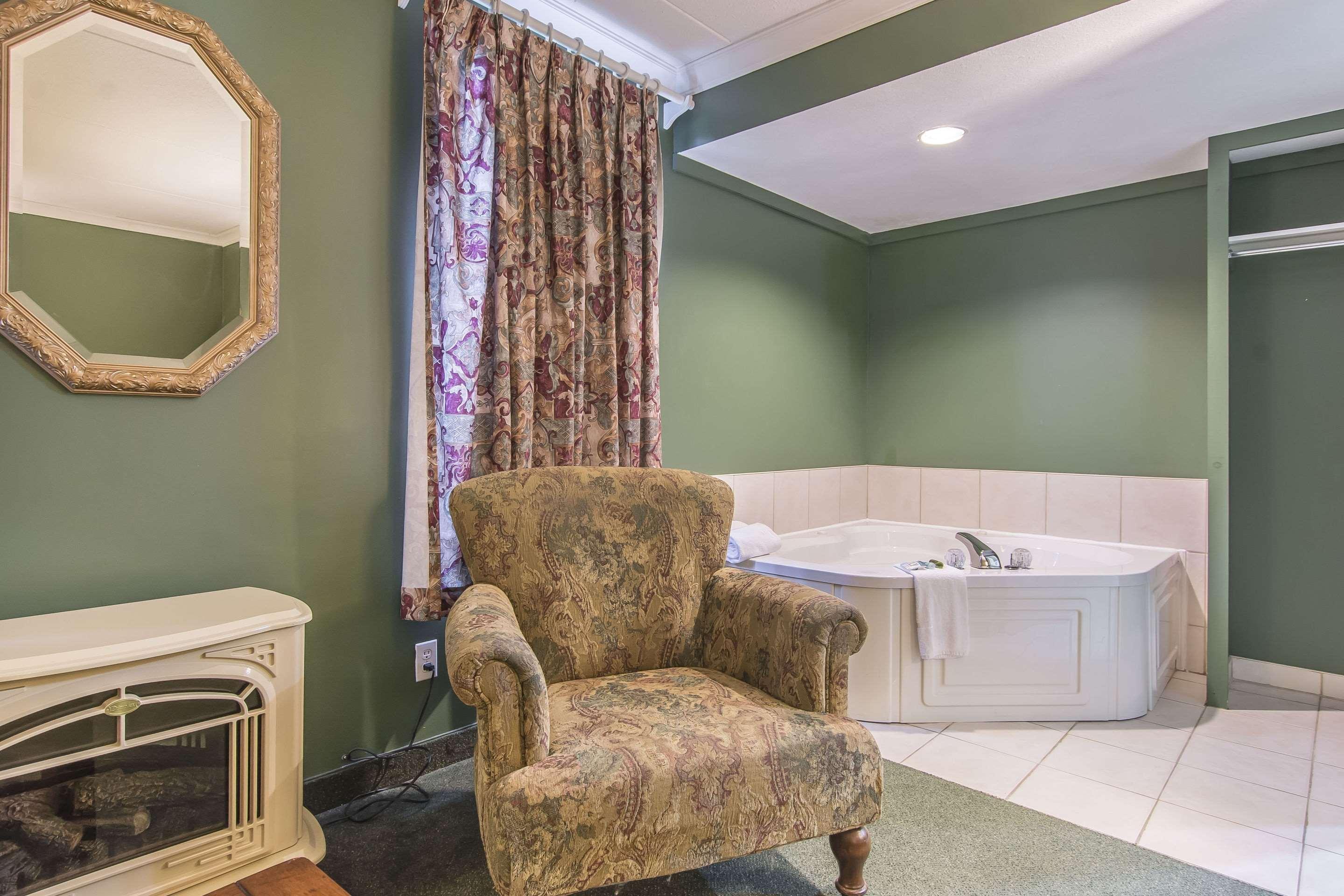 Double King Bed Non Smoking